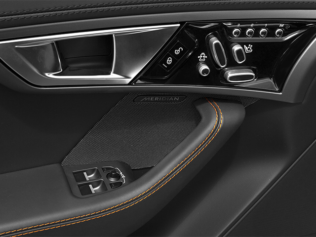 2014 Jaguar F-TYPE V8 S