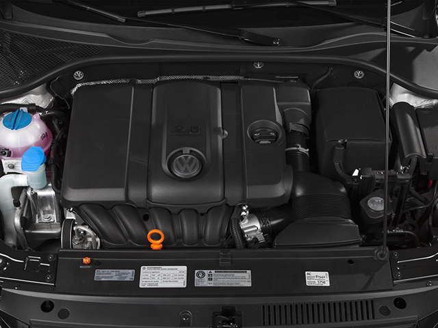 2014 Volkswagen Passat 2.5L Wolfsburg Edition