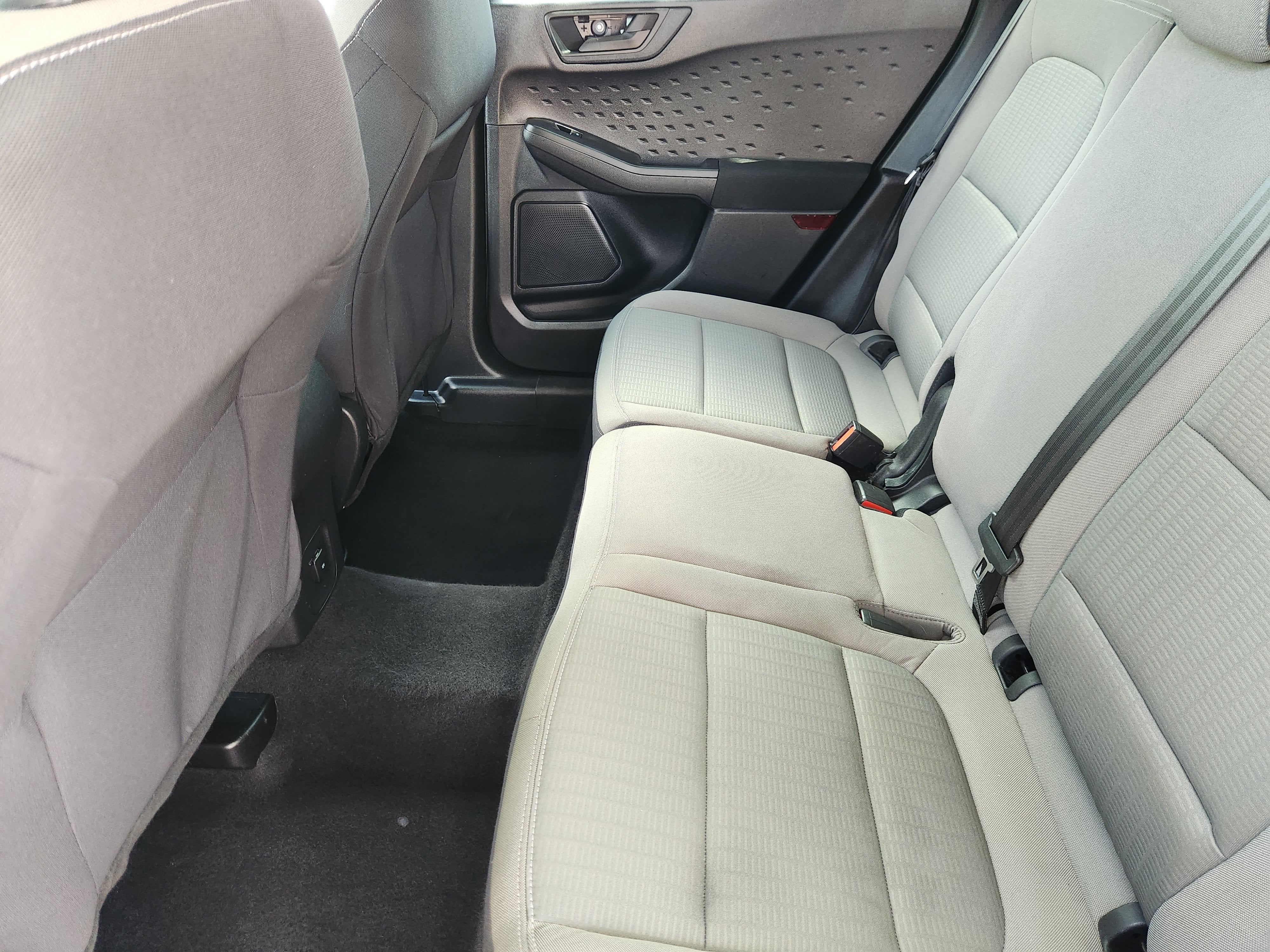 2020 Ford Escape S