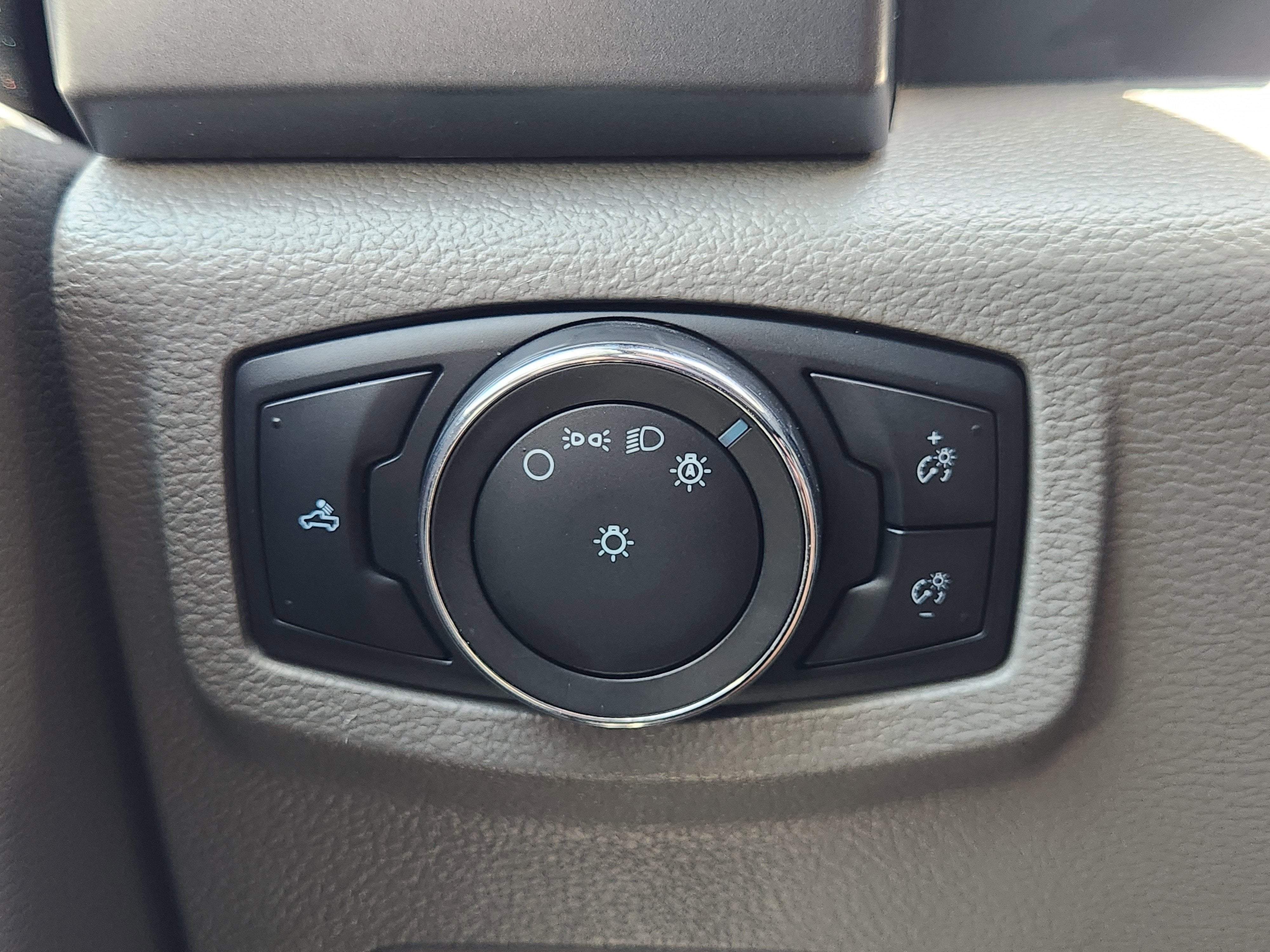 2022 Ford Super Duty F-250 SRW XLT