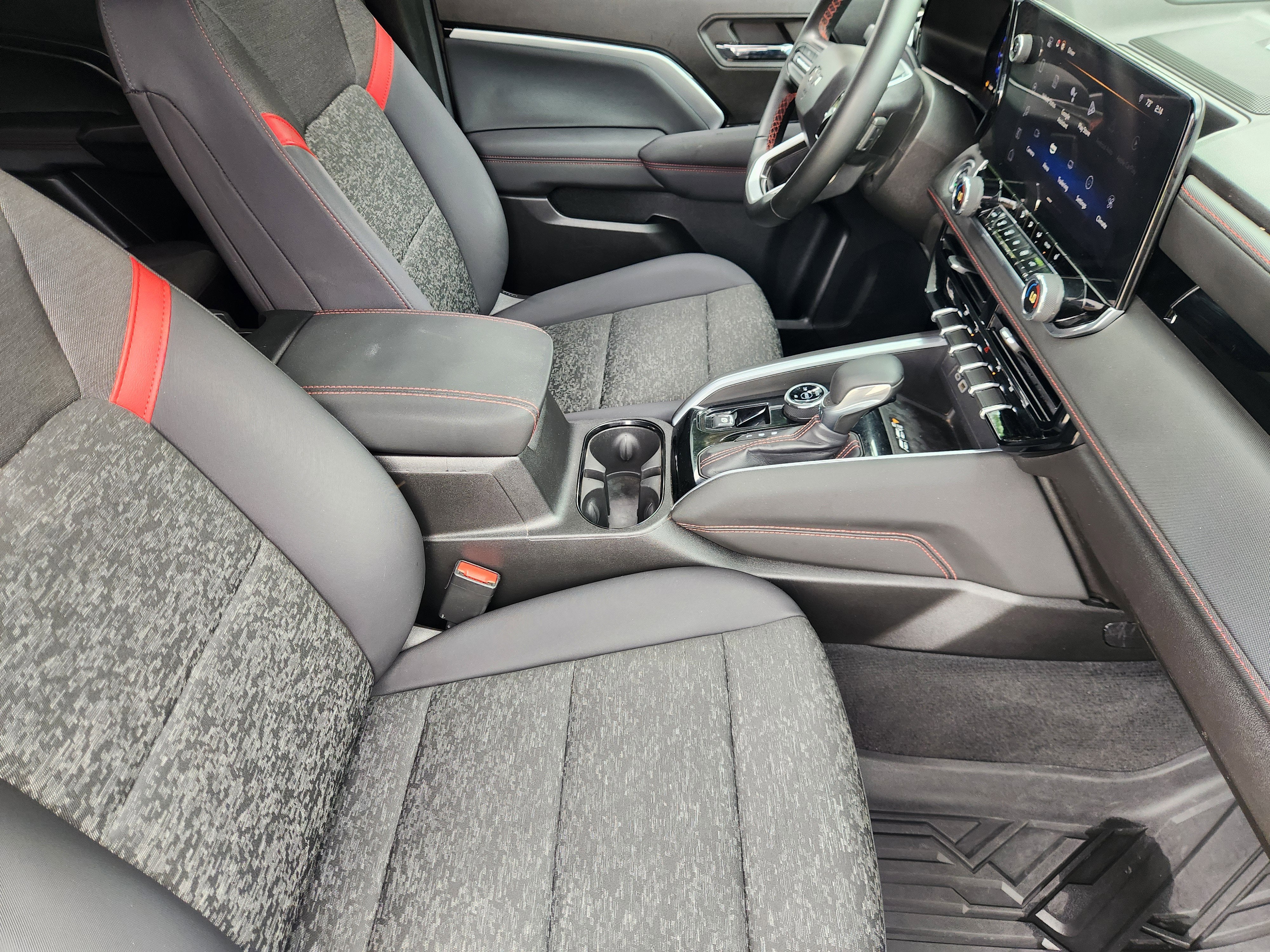 2024 Chevrolet Colorado 4WD Z71