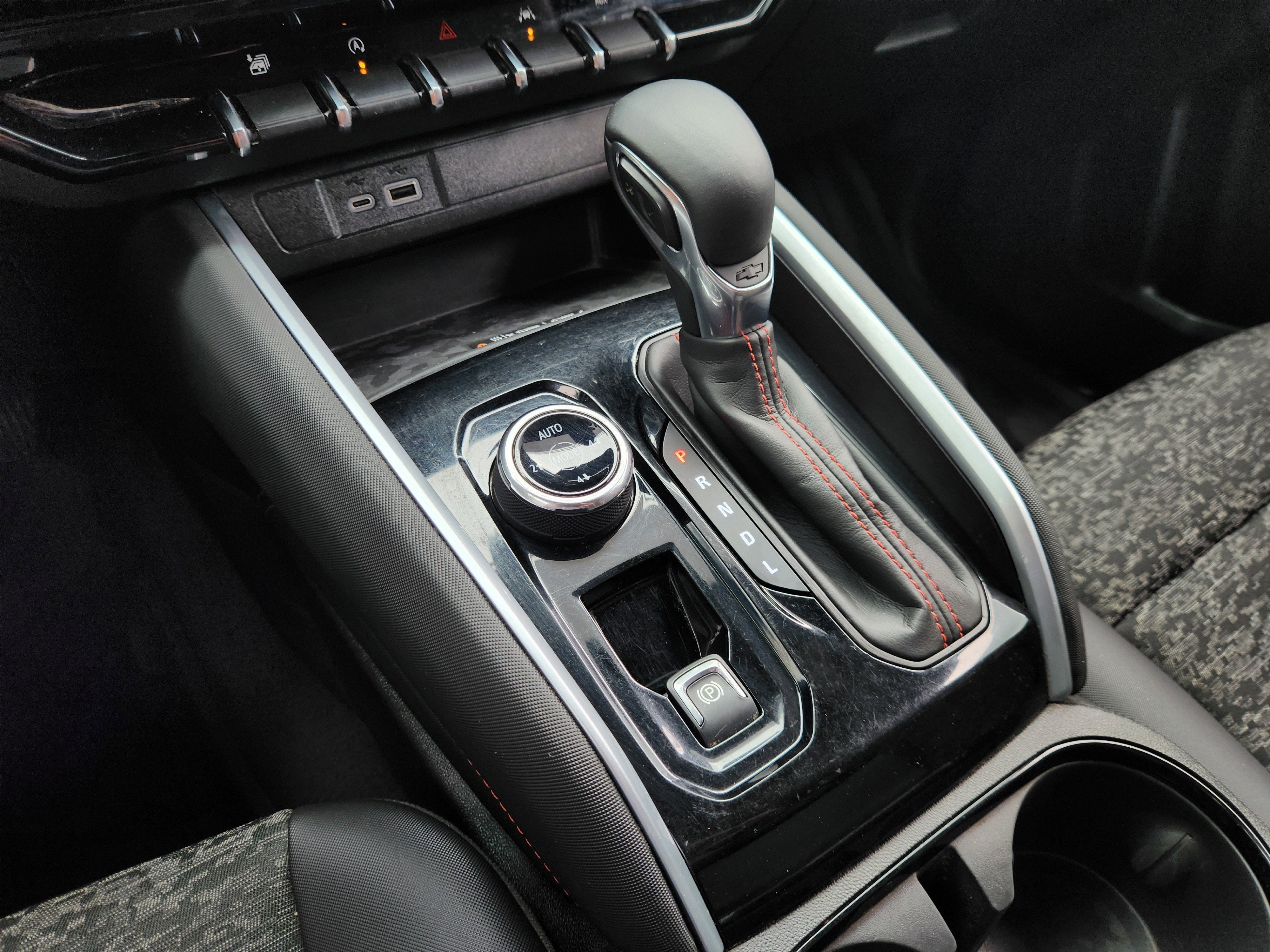 2024 Chevrolet Colorado 4WD Z71