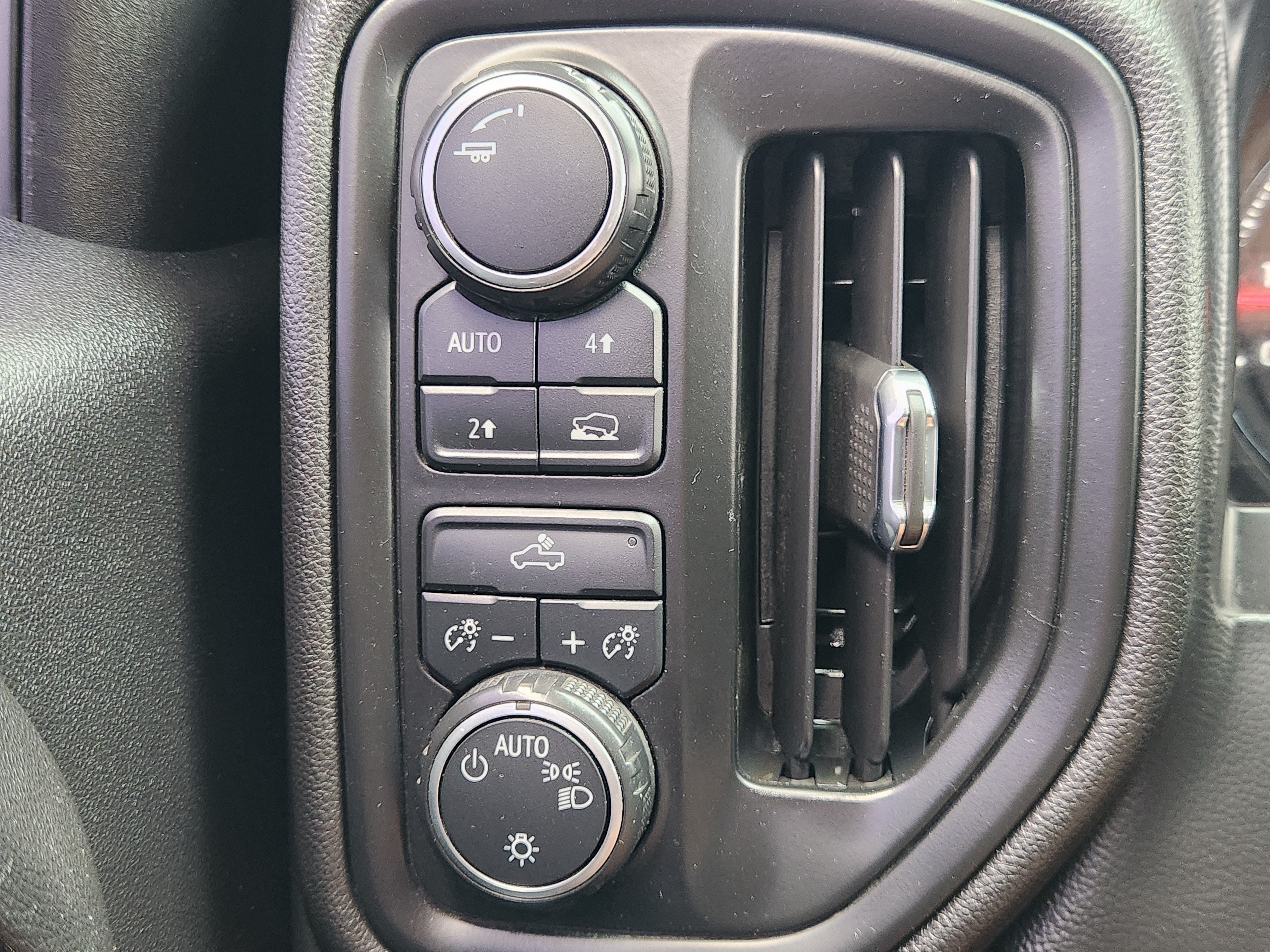 2019 Chevrolet Silverado 1500 Custom
