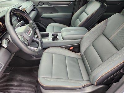 2025 GMC Acadia AWD AT4