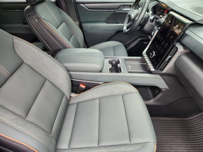 2025 GMC Acadia AWD AT4