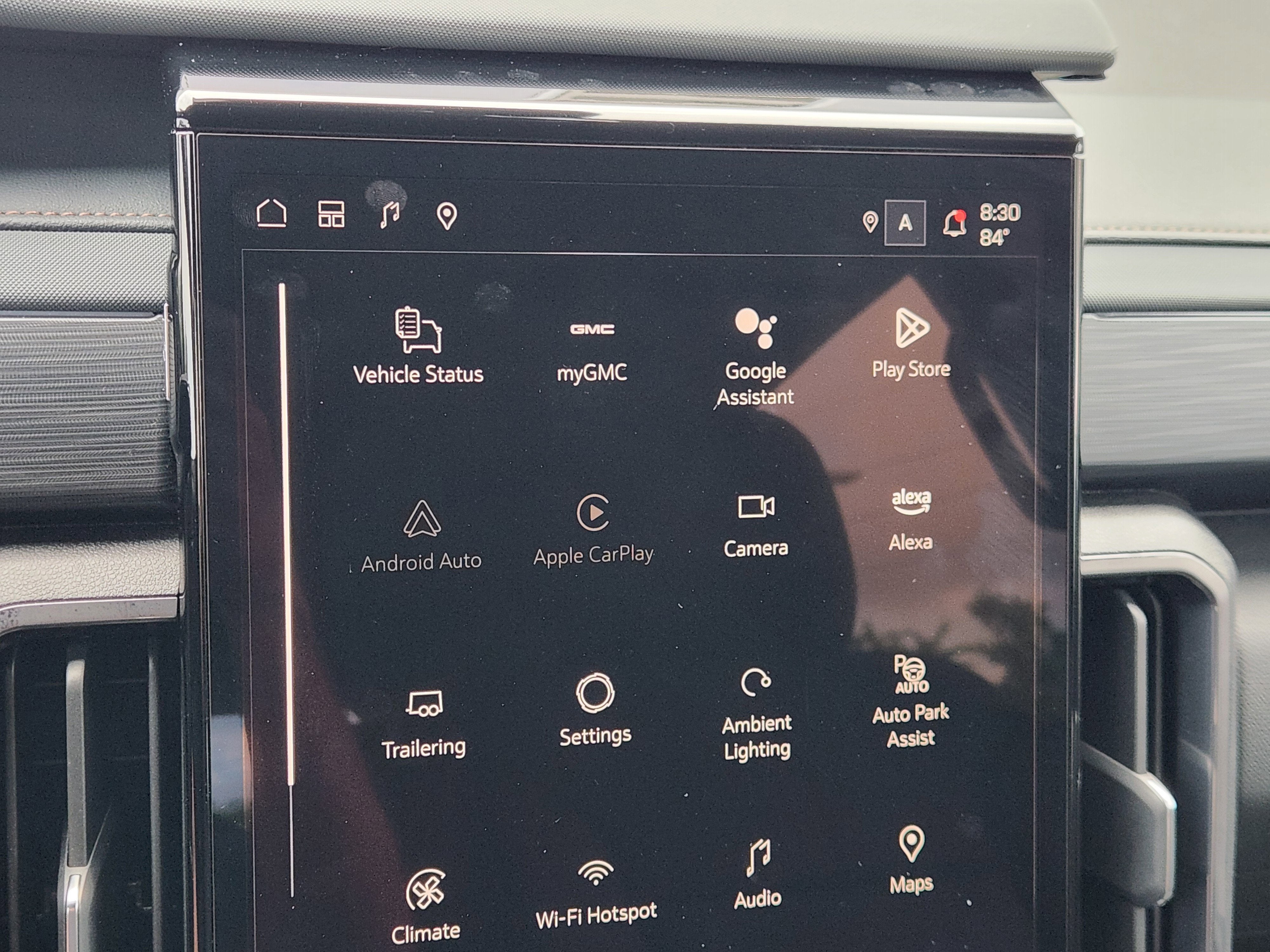 2025 GMC Acadia AWD AT4