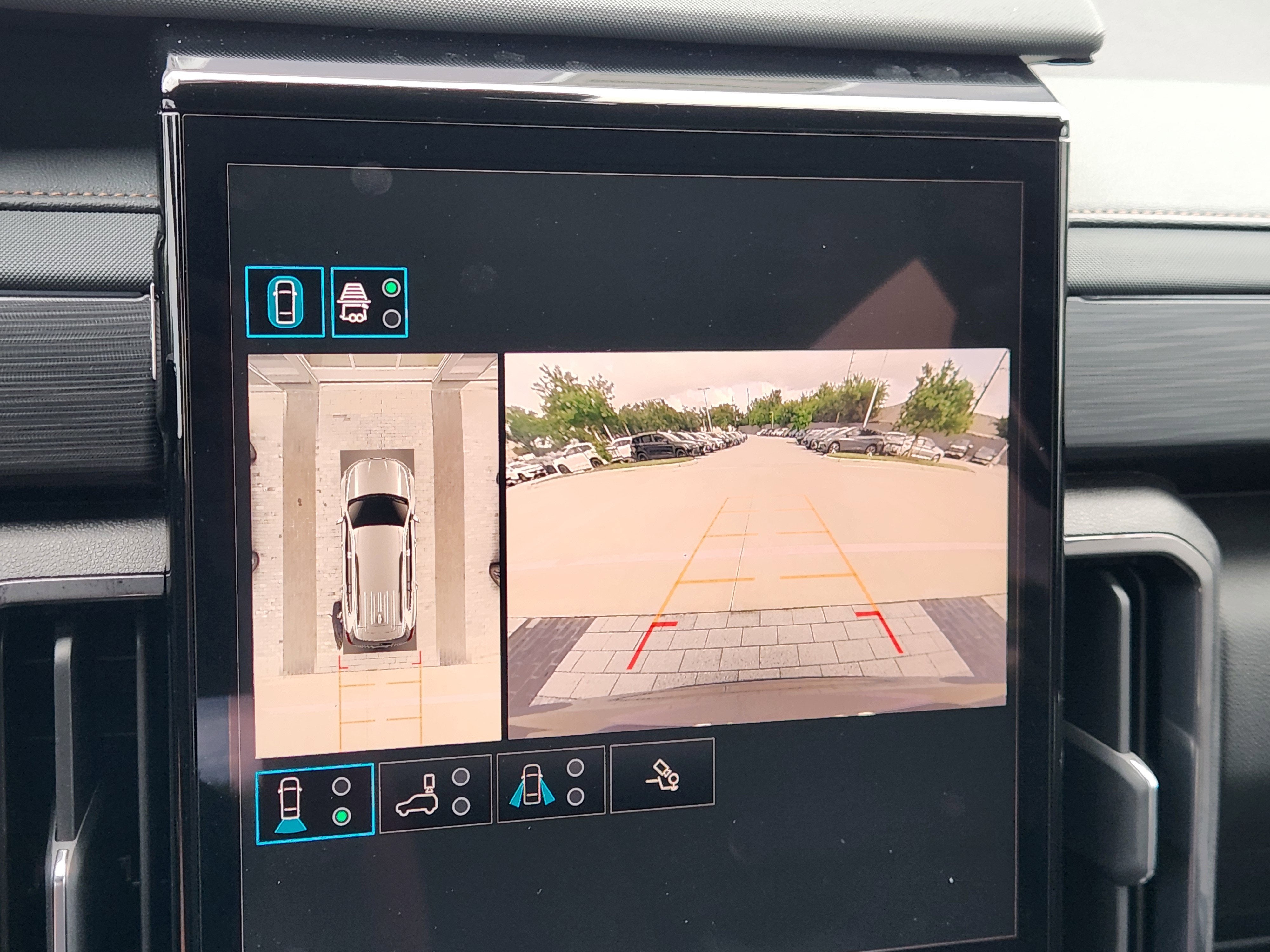 2025 GMC Acadia AWD AT4