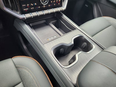 2025 GMC Acadia AWD AT4