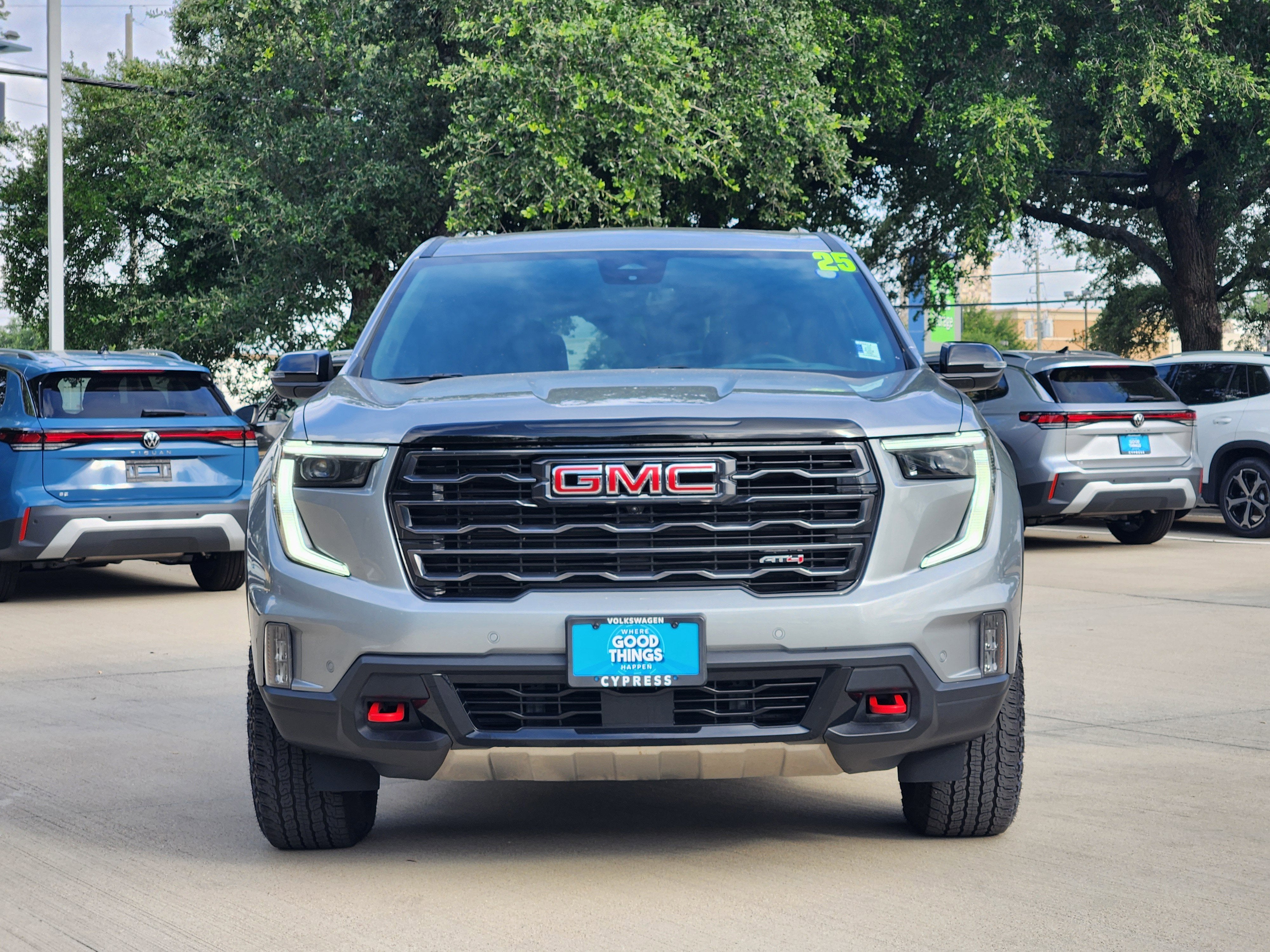 2025 GMC Acadia AWD AT4