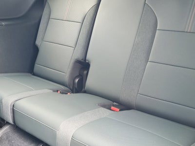 2025 GMC Acadia AWD AT4
