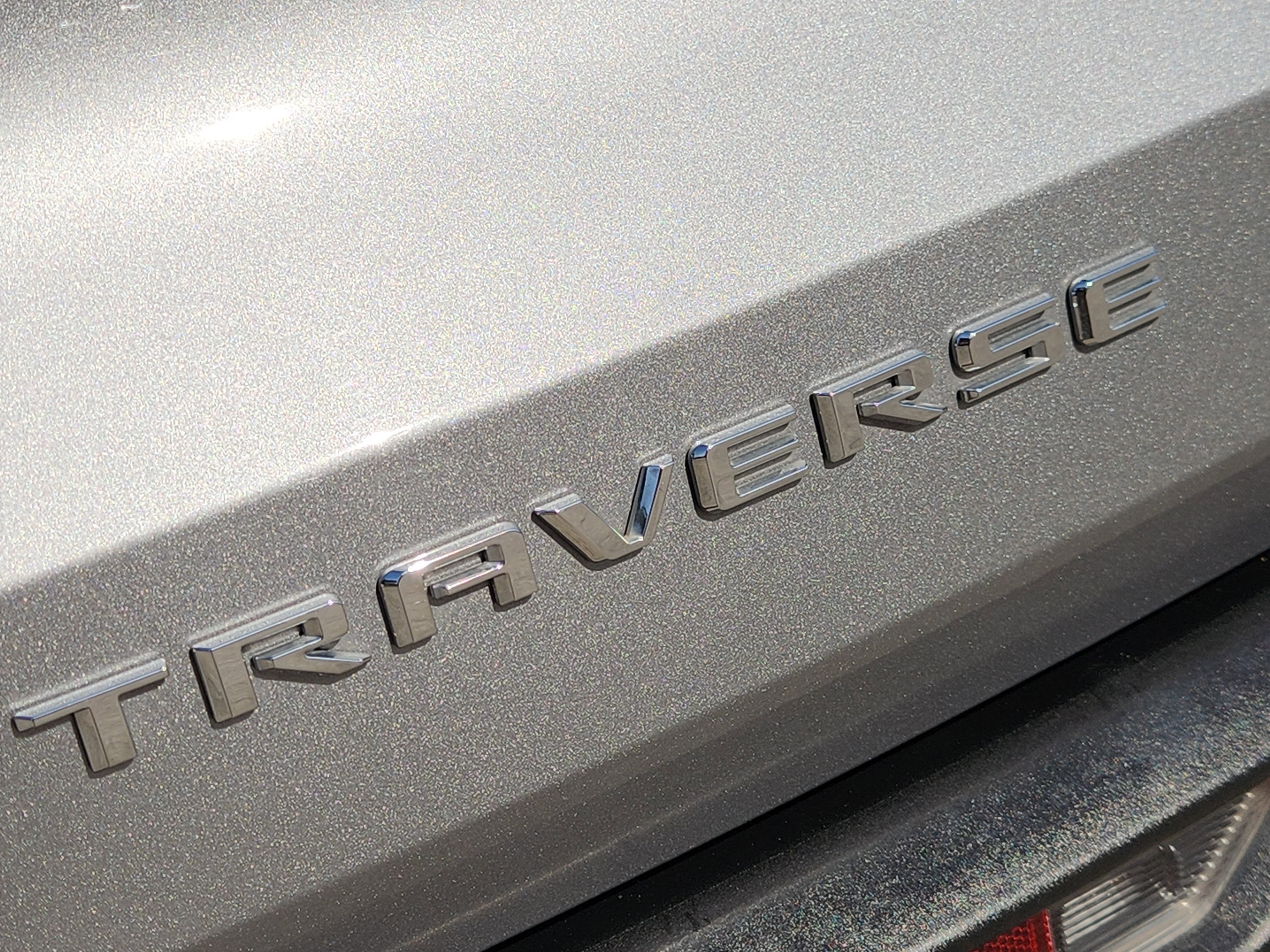 2024 Chevrolet Traverse FWD LS