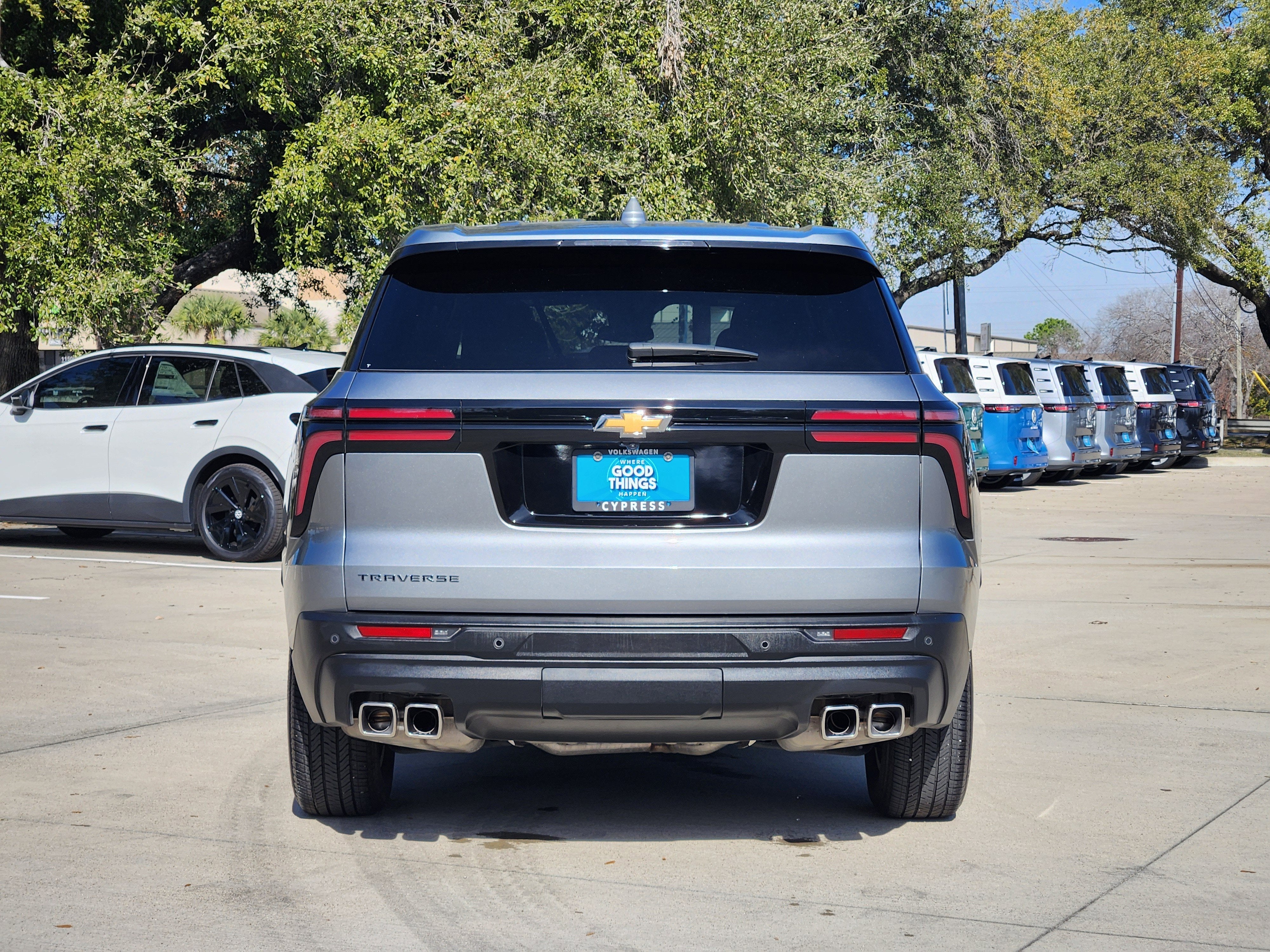 2024 Chevrolet Traverse FWD LS