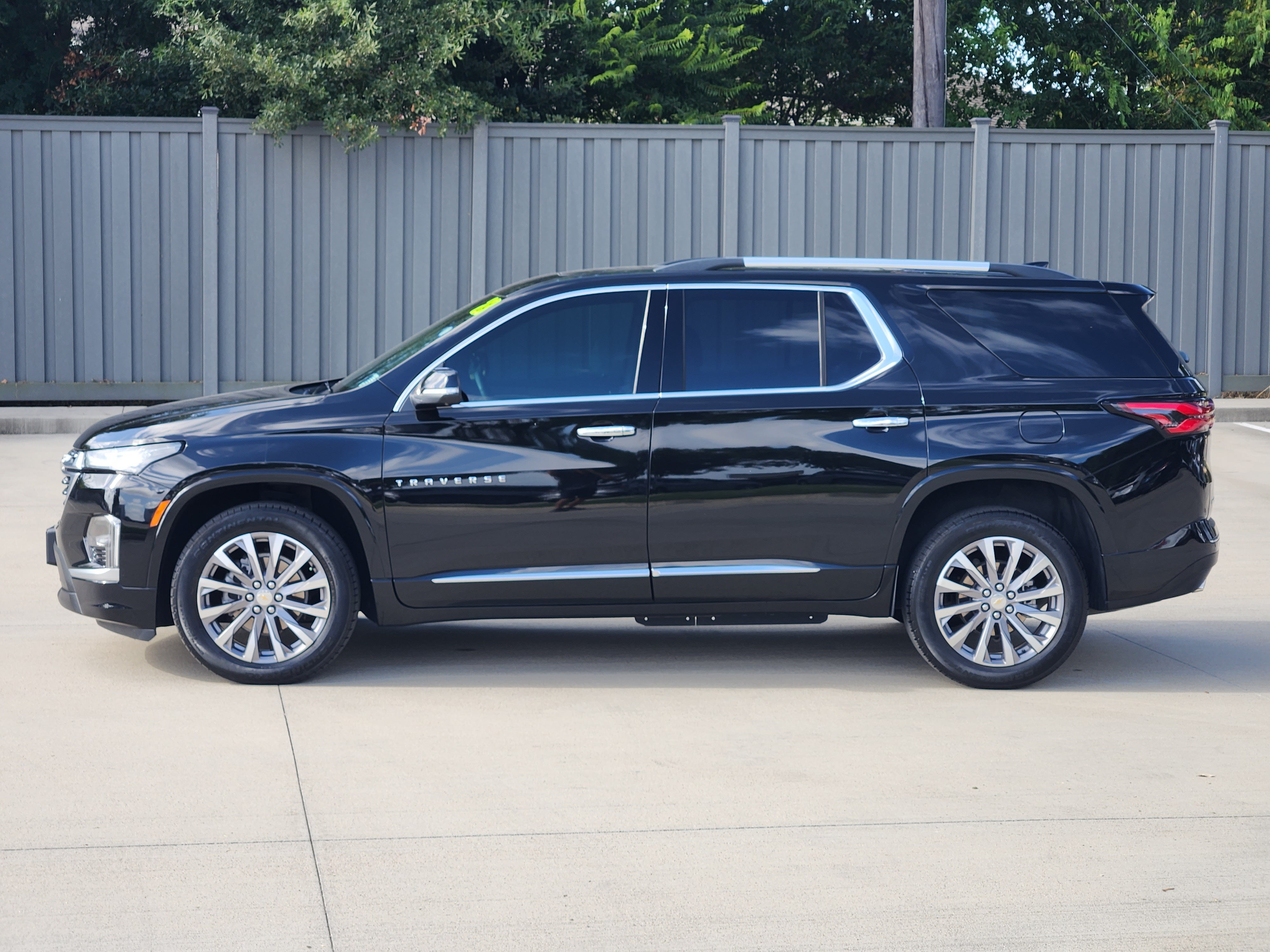2023 Chevrolet Traverse Premier