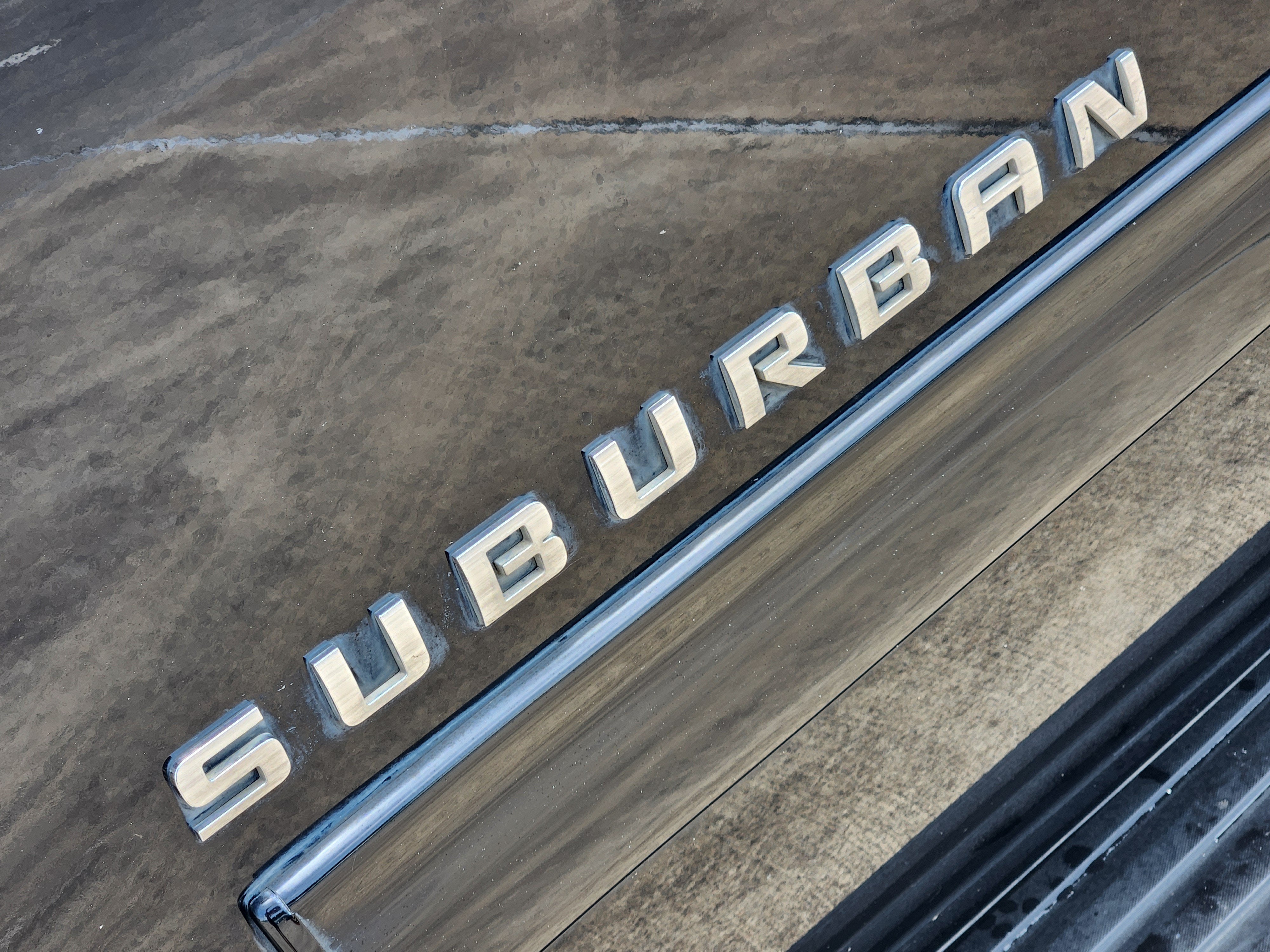 2011 Chevrolet Suburban LS