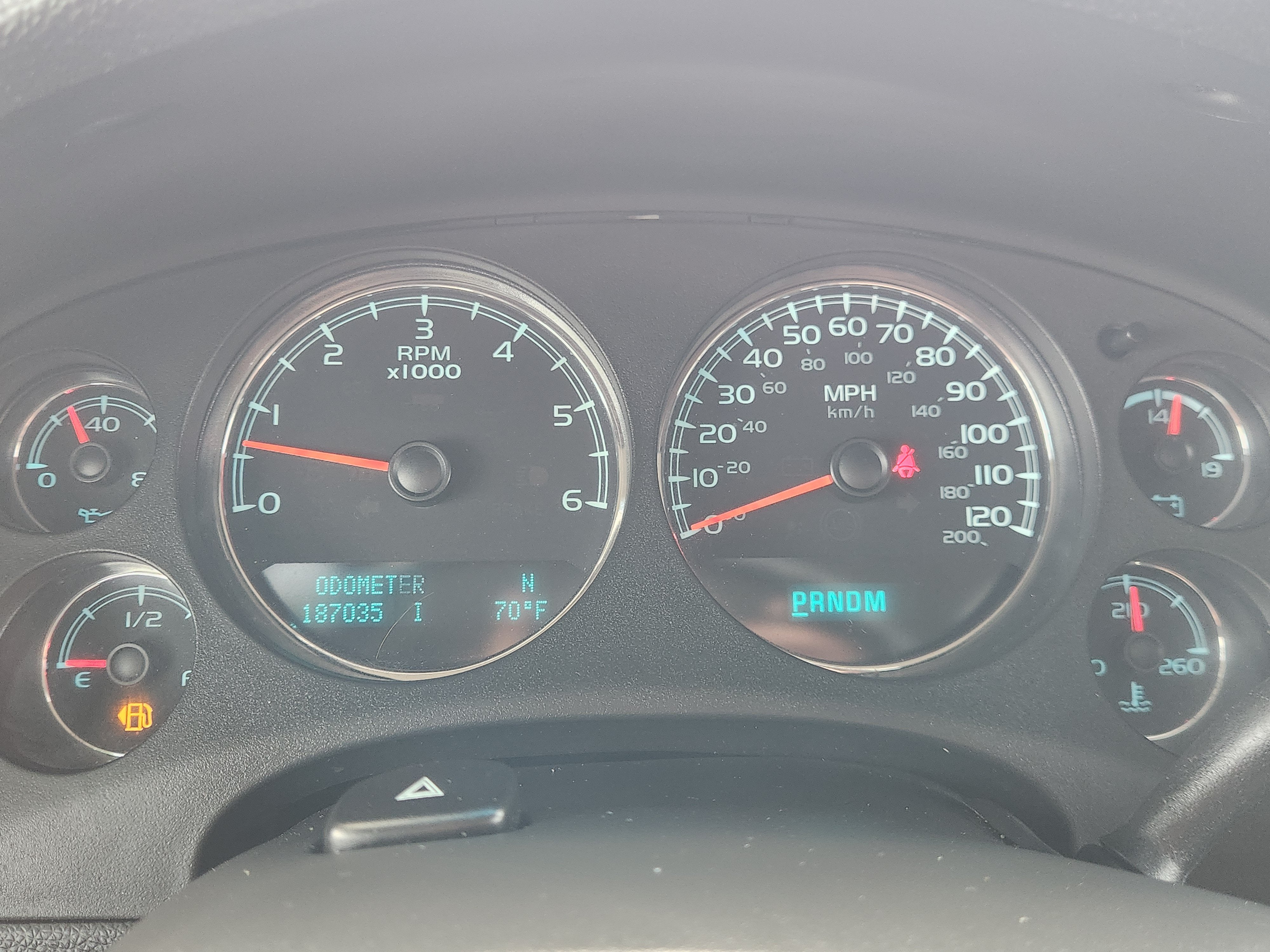 2011 Chevrolet Suburban LS