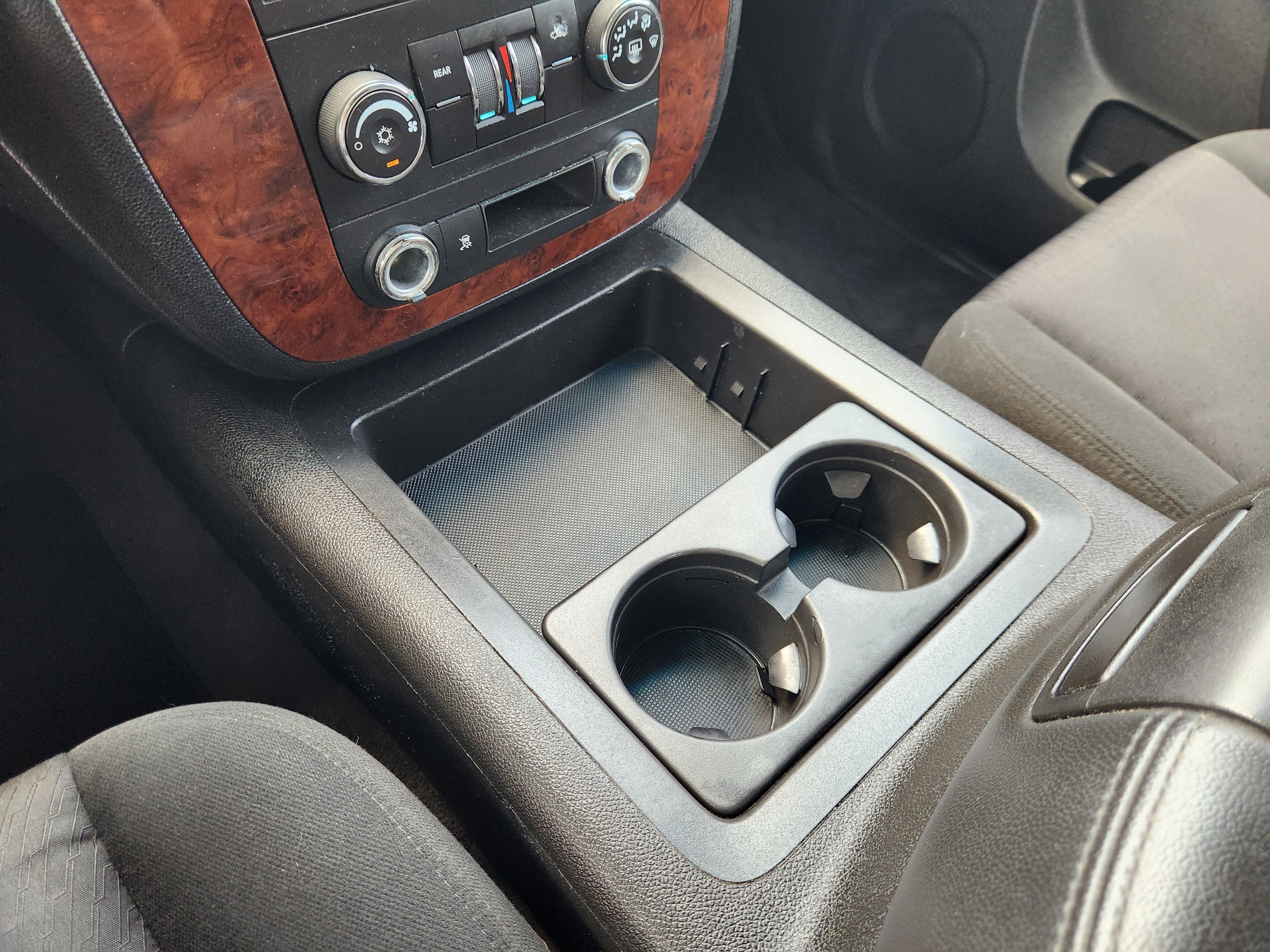 2011 Chevrolet Suburban LS