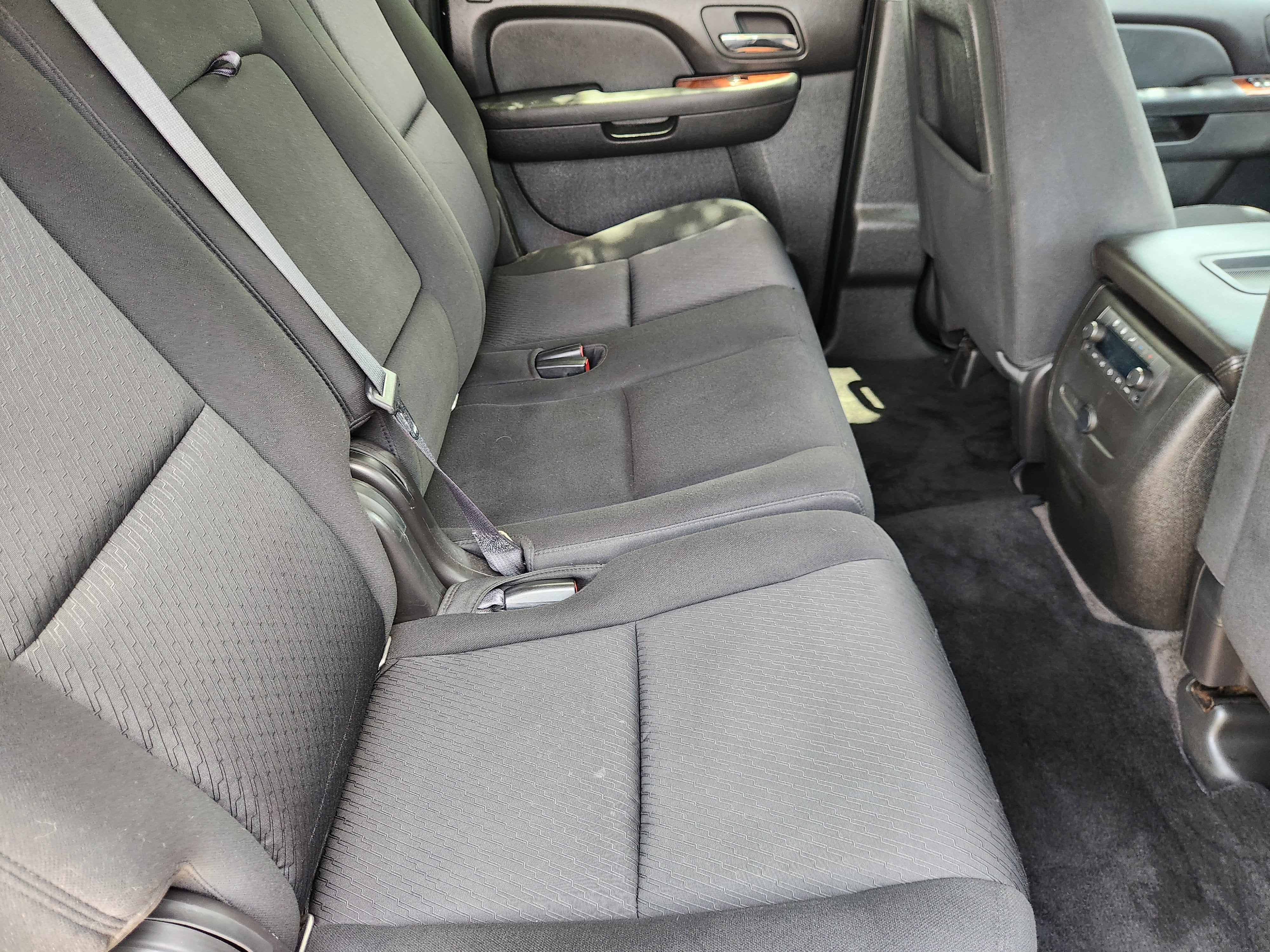 2011 Chevrolet Suburban LS
