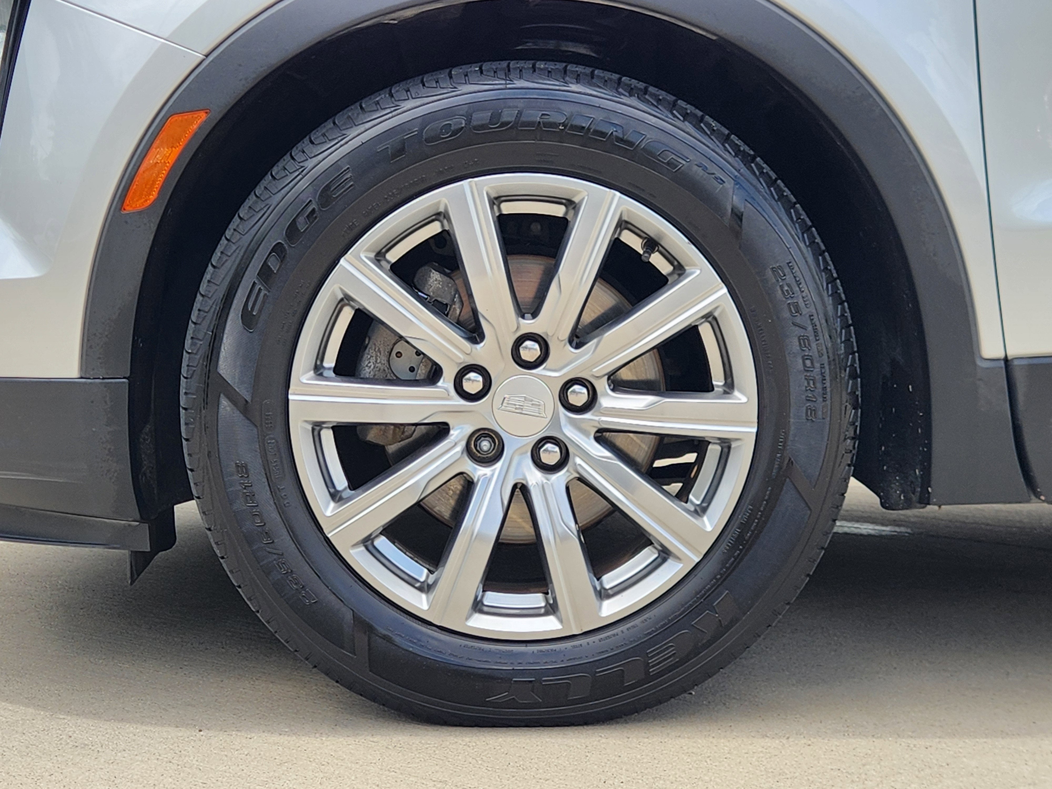 2019 Cadillac XT4 FWD Premium Luxury