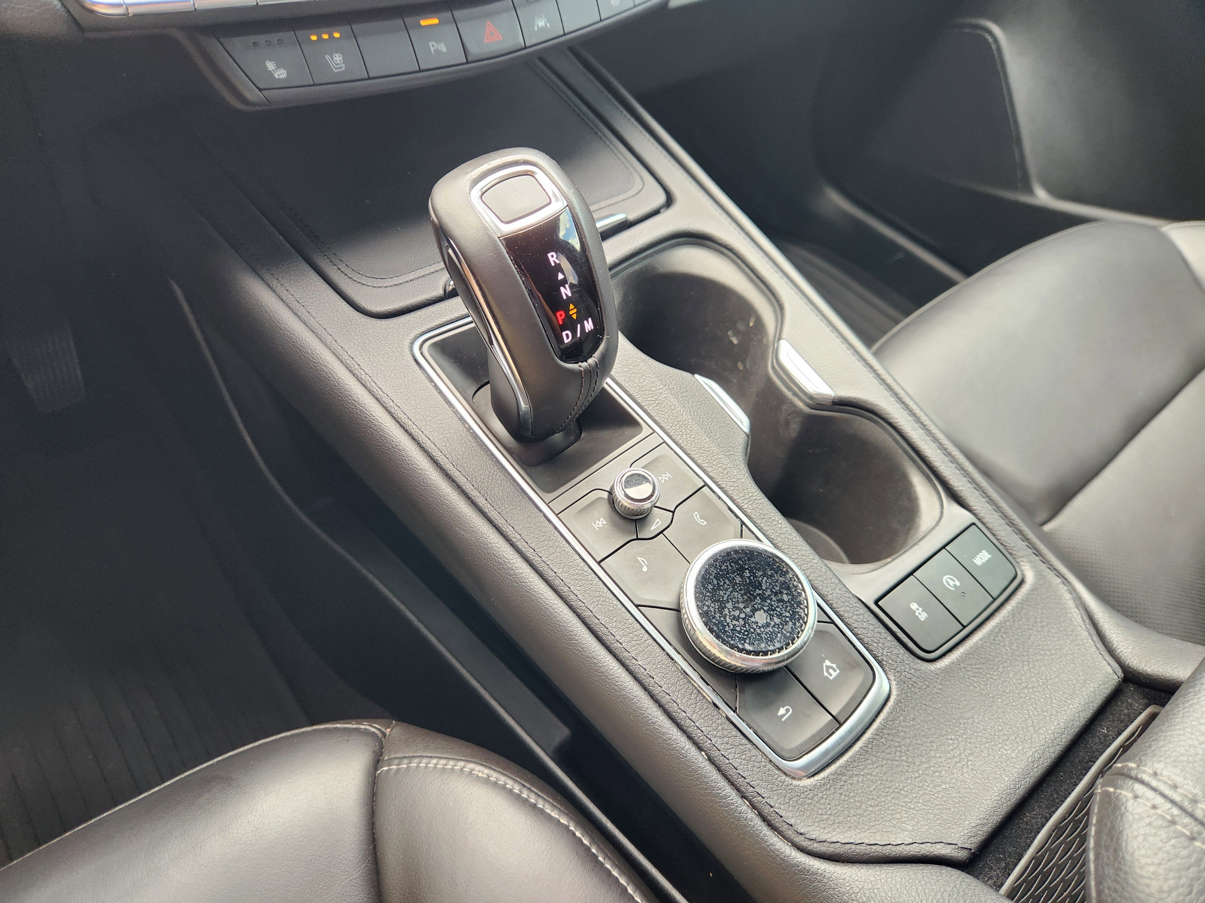 2019 Cadillac XT4 FWD Premium Luxury