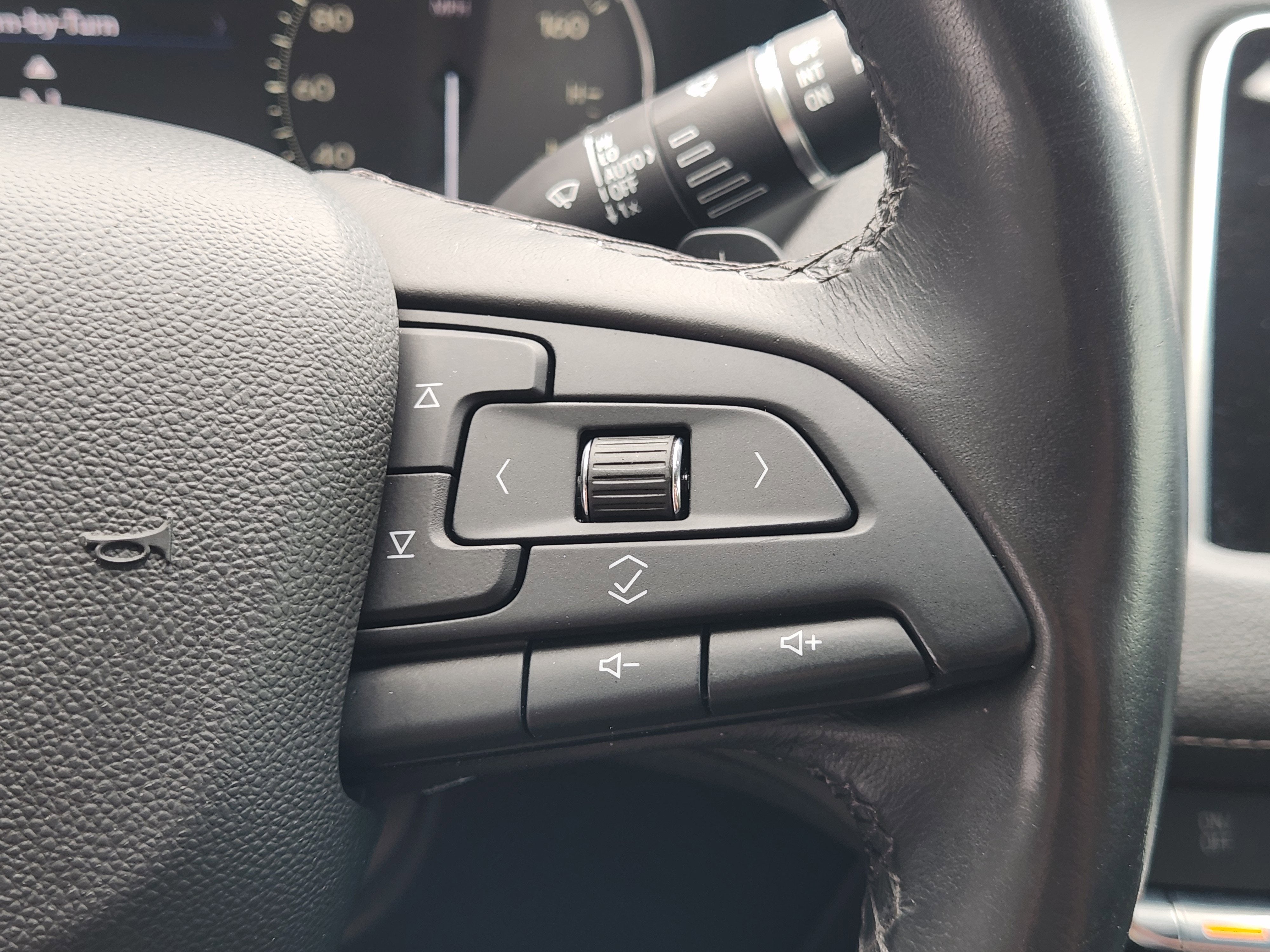 2019 Cadillac XT4 FWD Premium Luxury