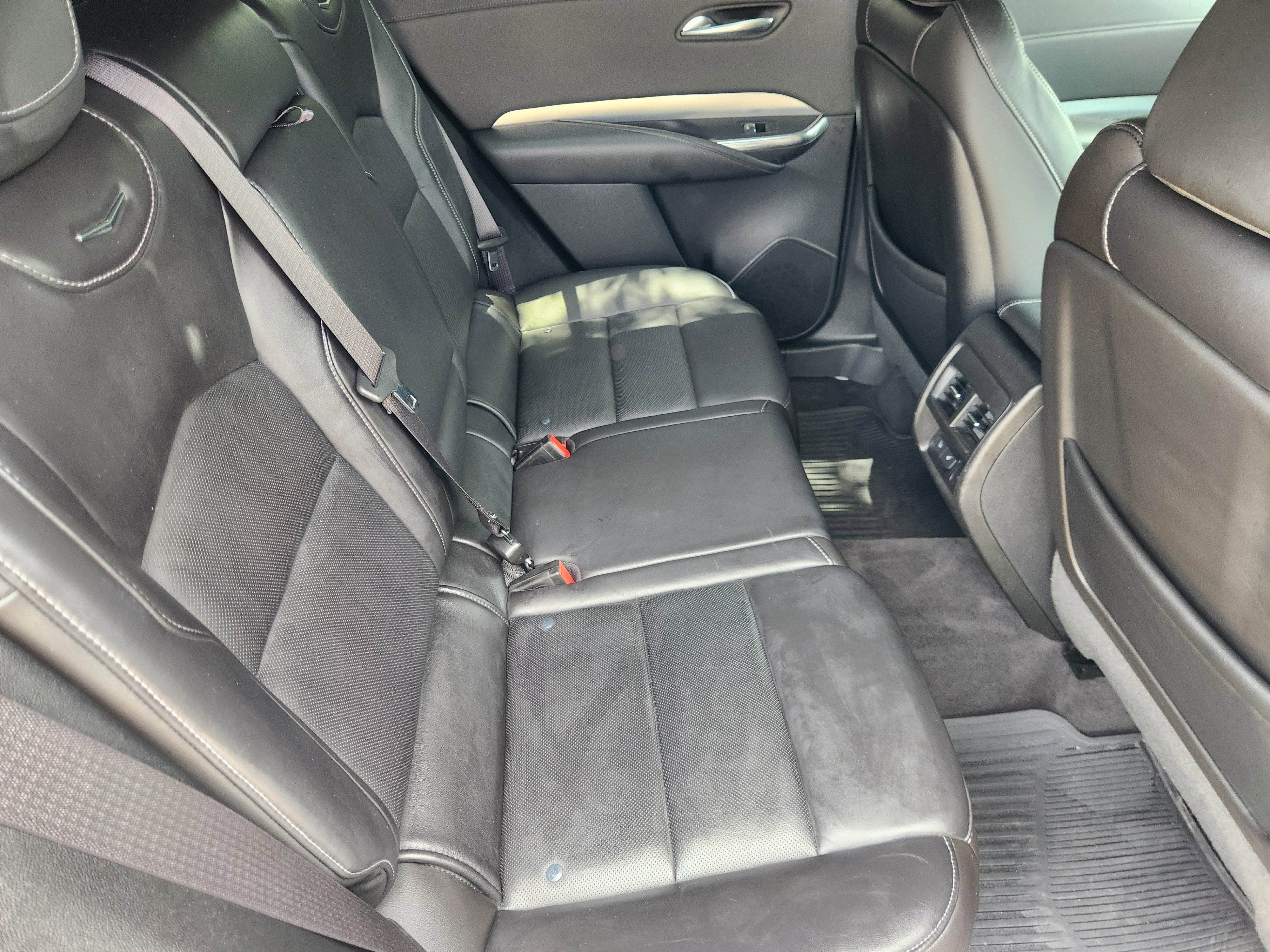 2019 Cadillac XT4 FWD Premium Luxury