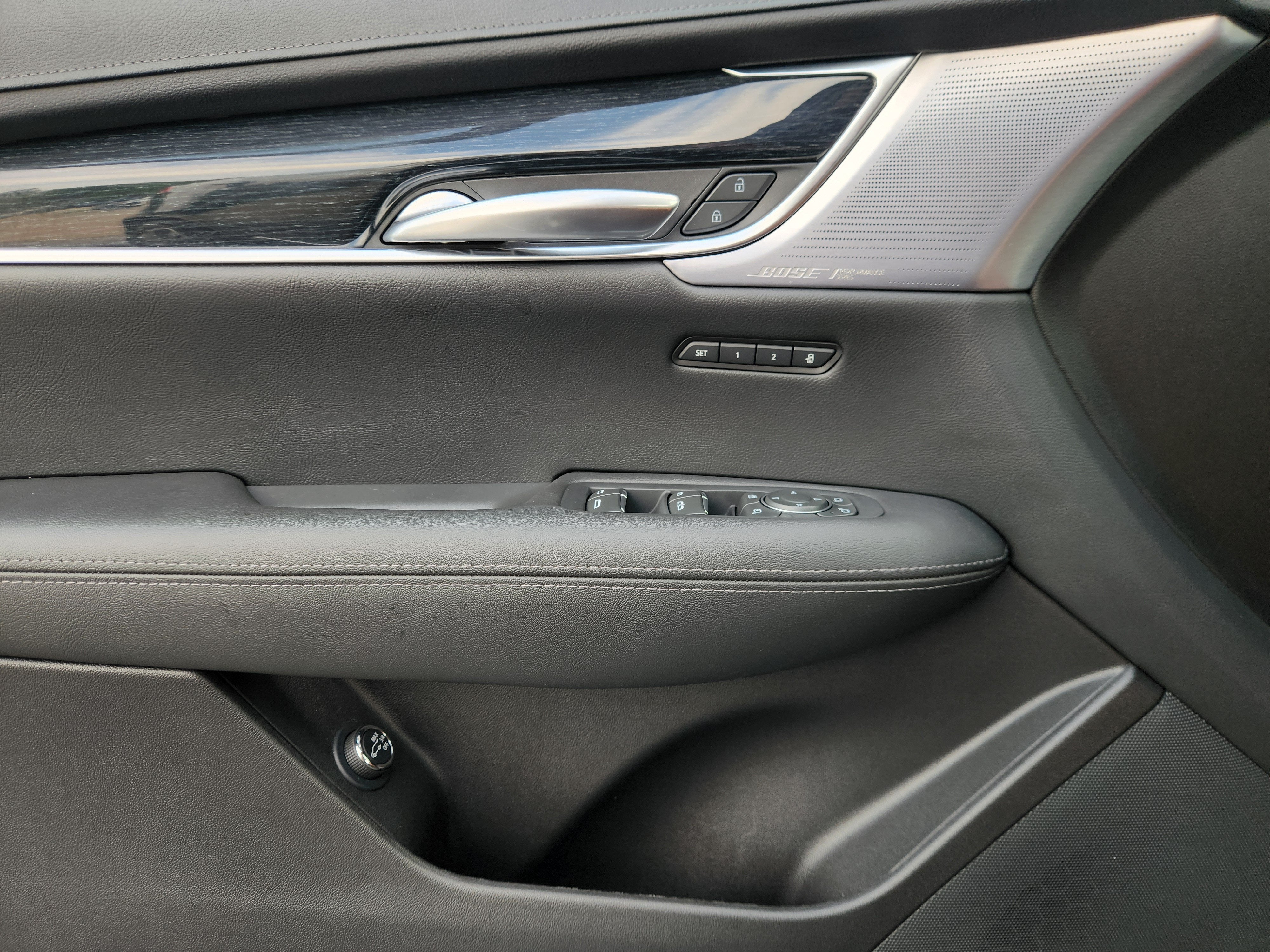 2025 Cadillac XT5 FWD Premium Luxury