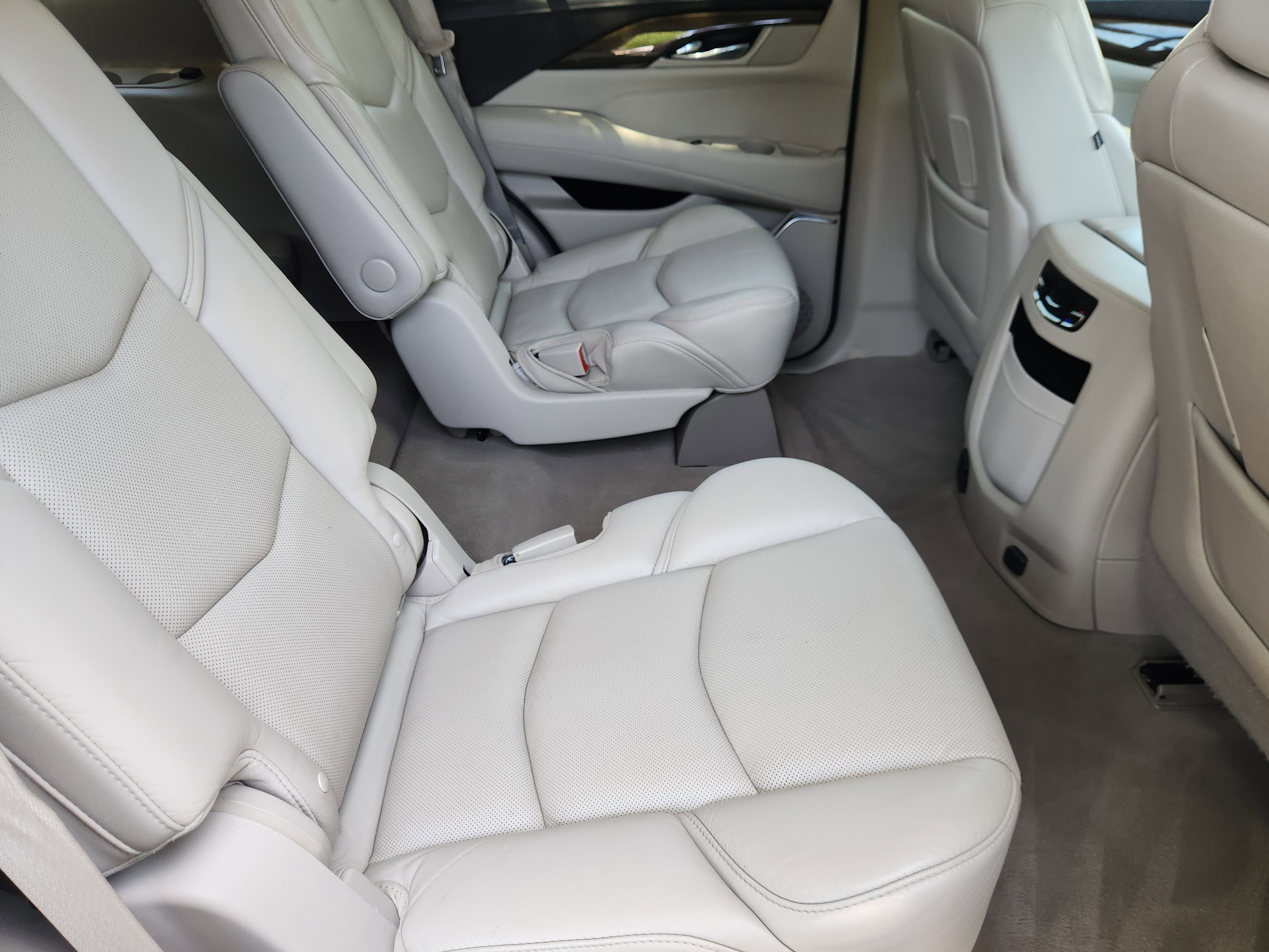 2020 Cadillac Escalade Base