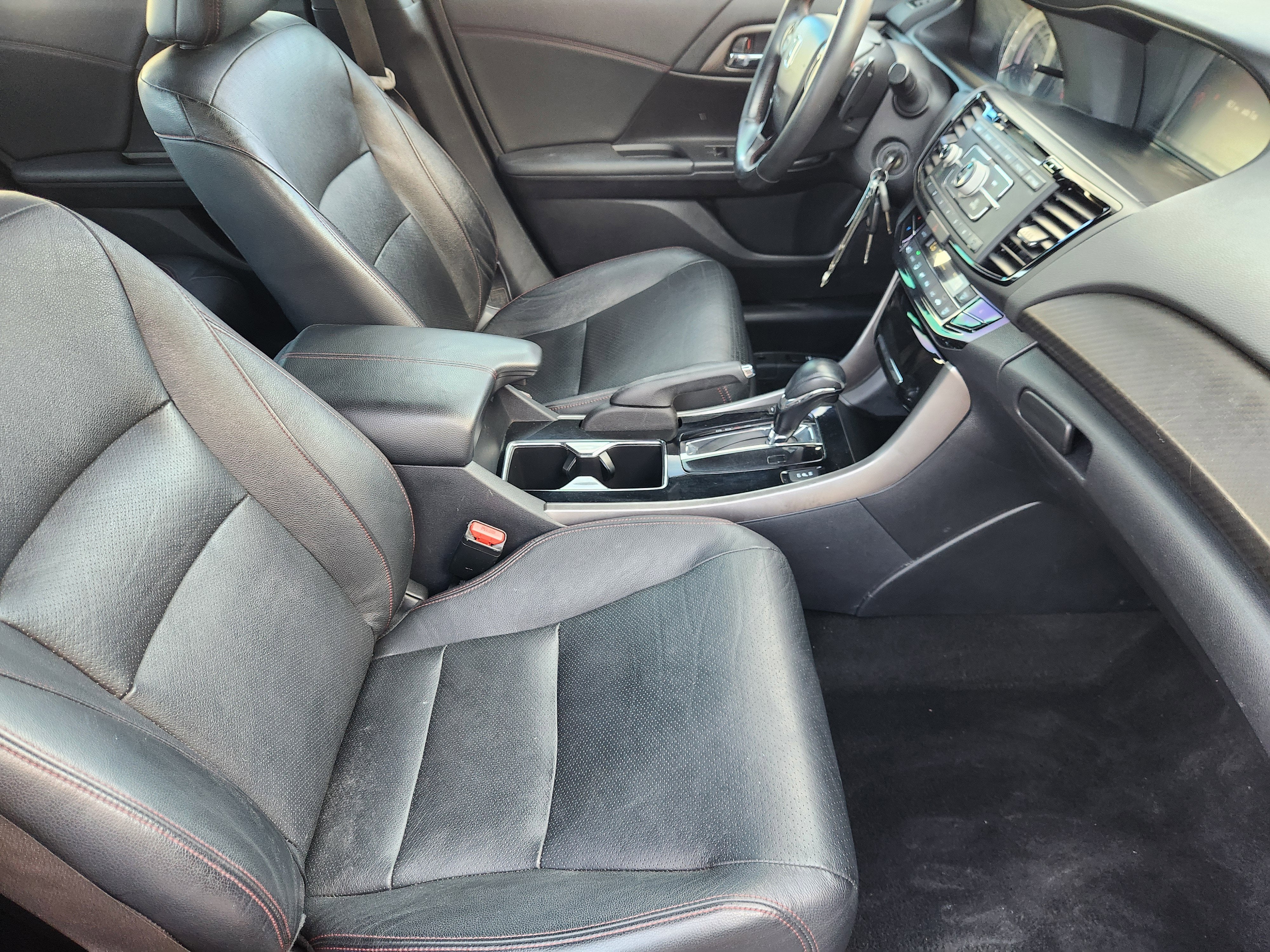 2017 Honda Accord Sedan Sport SE