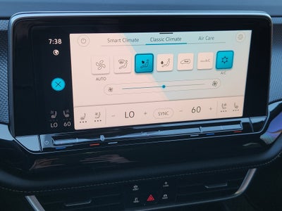 2026 Volkswagen Atlas Cross Sport 2.0T SEL R-Line Black