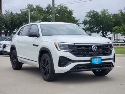 2026 Volkswagen Atlas Cross Sport 2.0T SEL R-Line Black