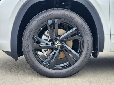 2026 Volkswagen Atlas Cross Sport 2.0T SEL R-Line Black