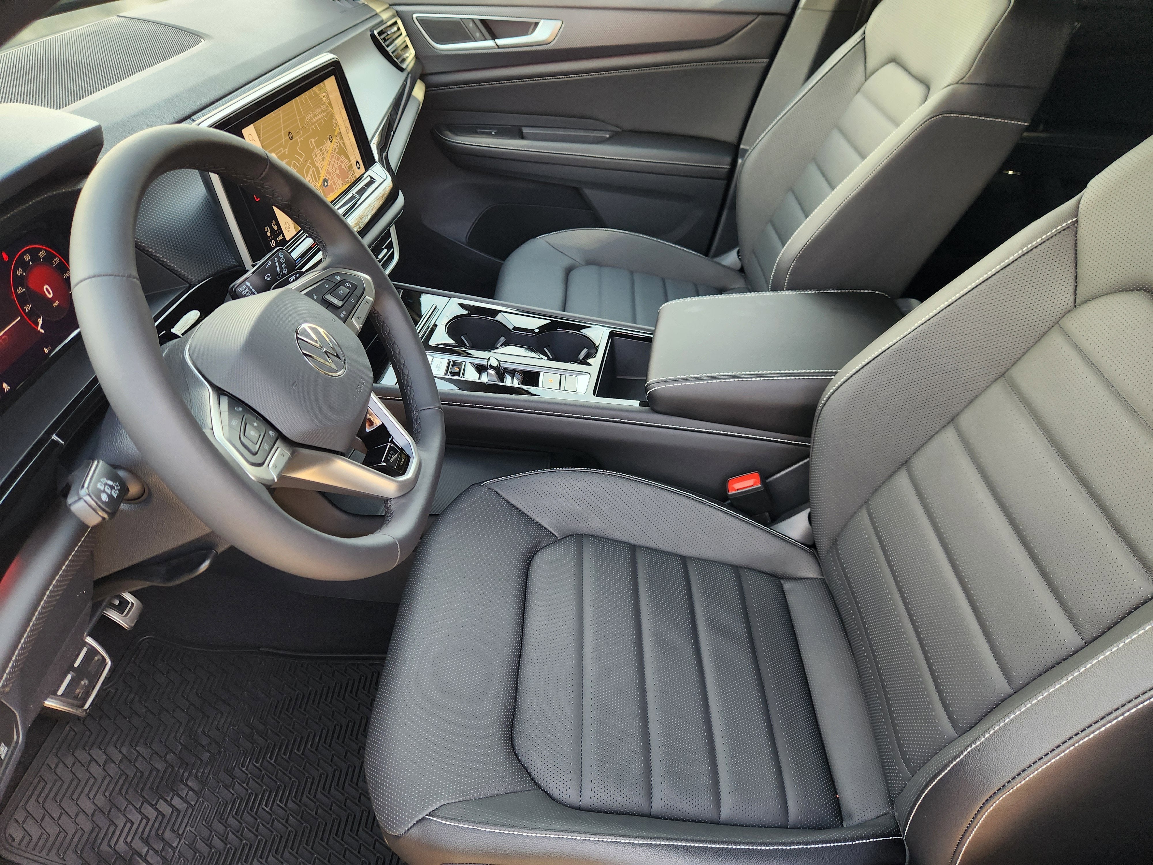 2026 Volkswagen Atlas Cross Sport 2.0T SEL R-Line Black