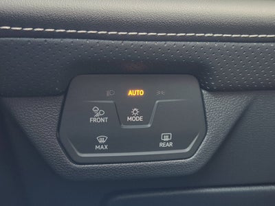 2024 Volkswagen Atlas Cross Sport 2.0T SEL R-Line