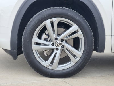 2024 Volkswagen Atlas Cross Sport 2.0T SEL R-Line