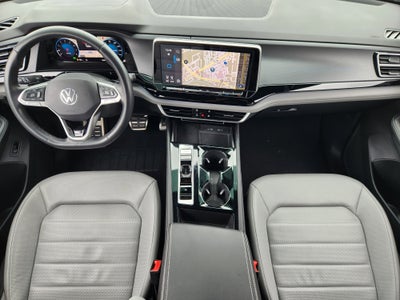 2024 Volkswagen Atlas Cross Sport 2.0T SEL R-Line