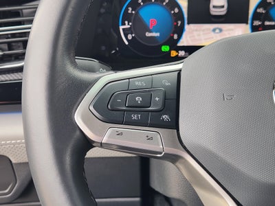 2024 Volkswagen Atlas Cross Sport 2.0T SEL R-Line