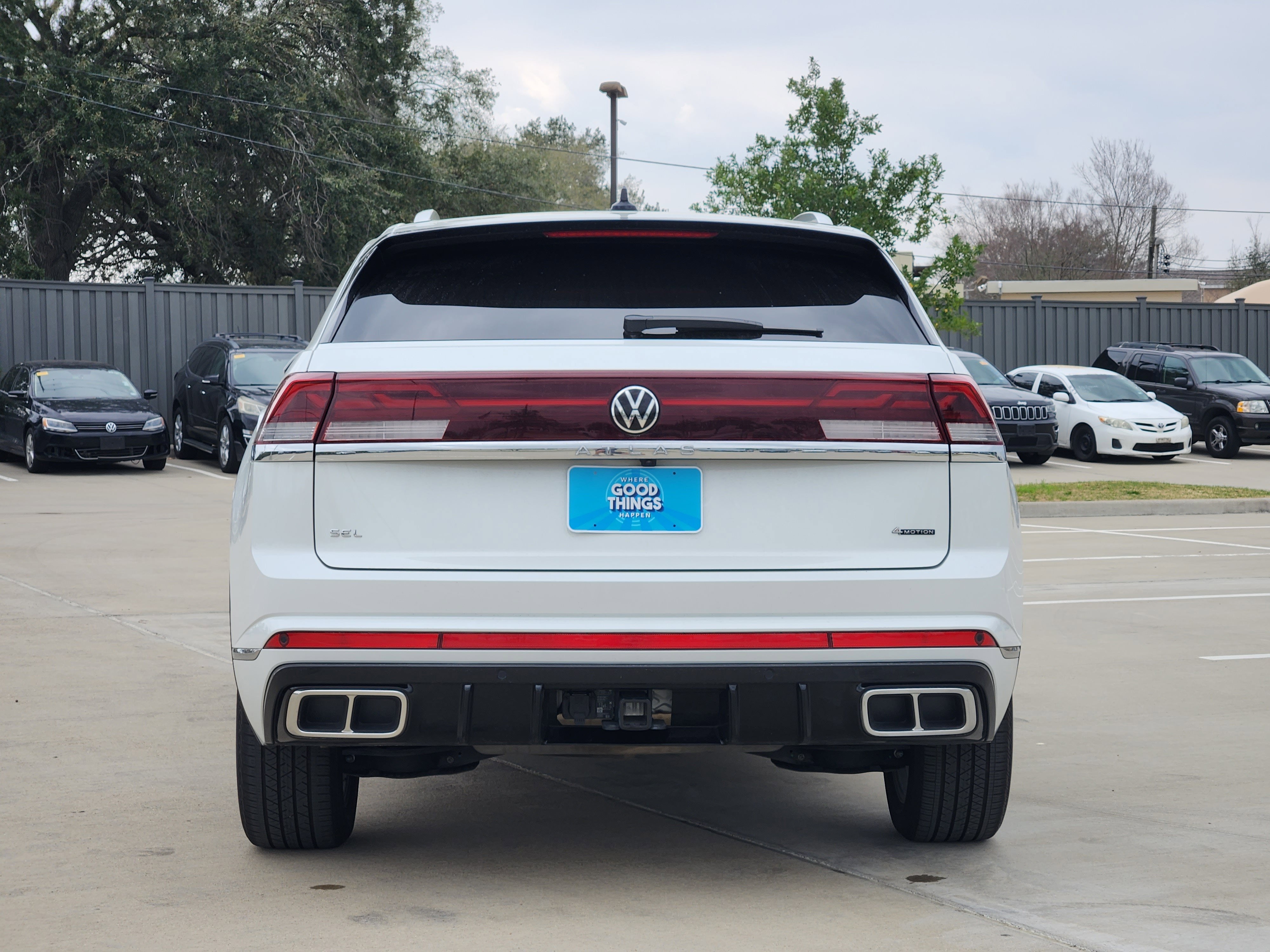2024 Volkswagen Atlas Cross Sport 2.0T SEL R-Line