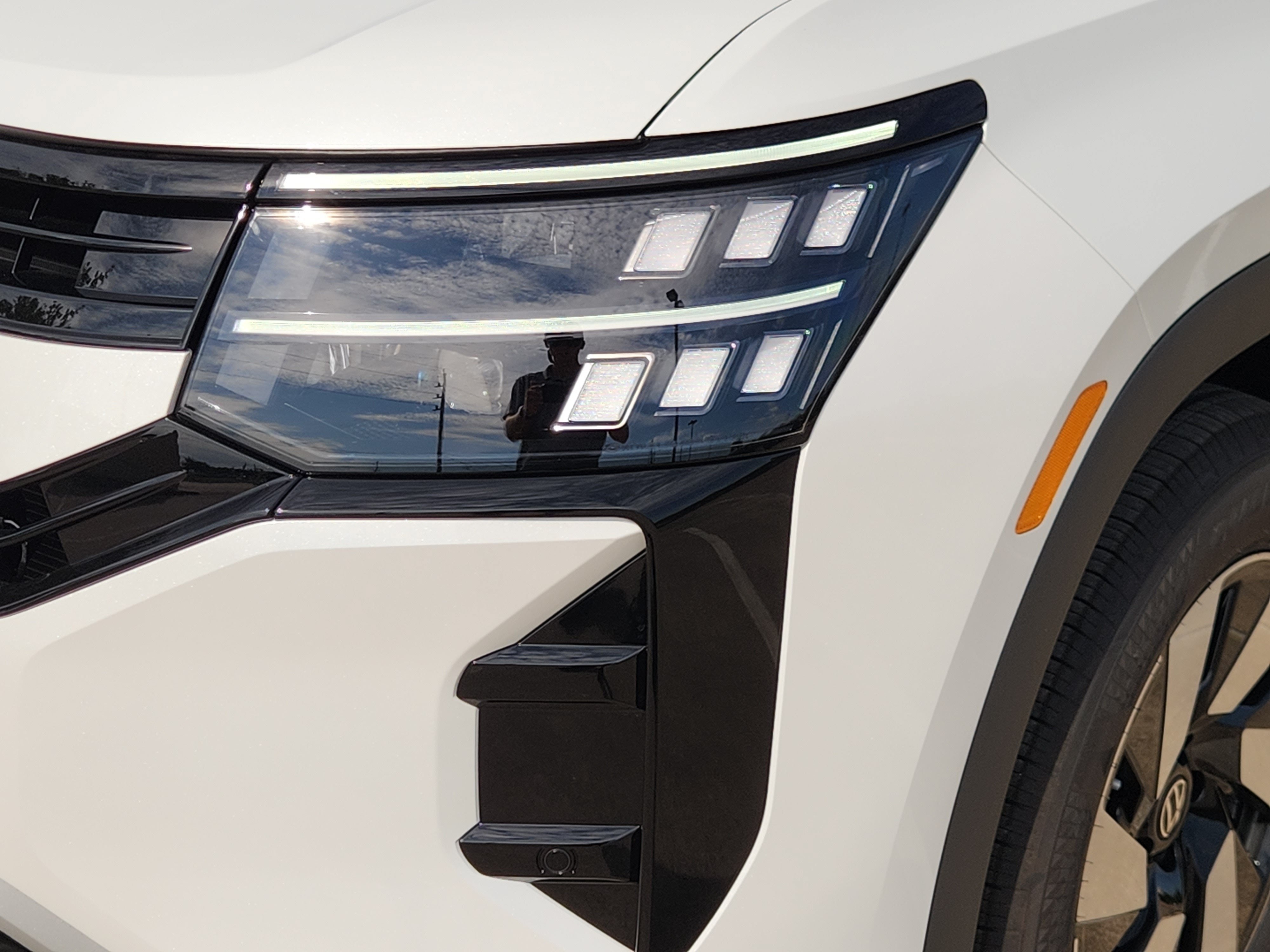 2027 Volkswagen Atlas SE