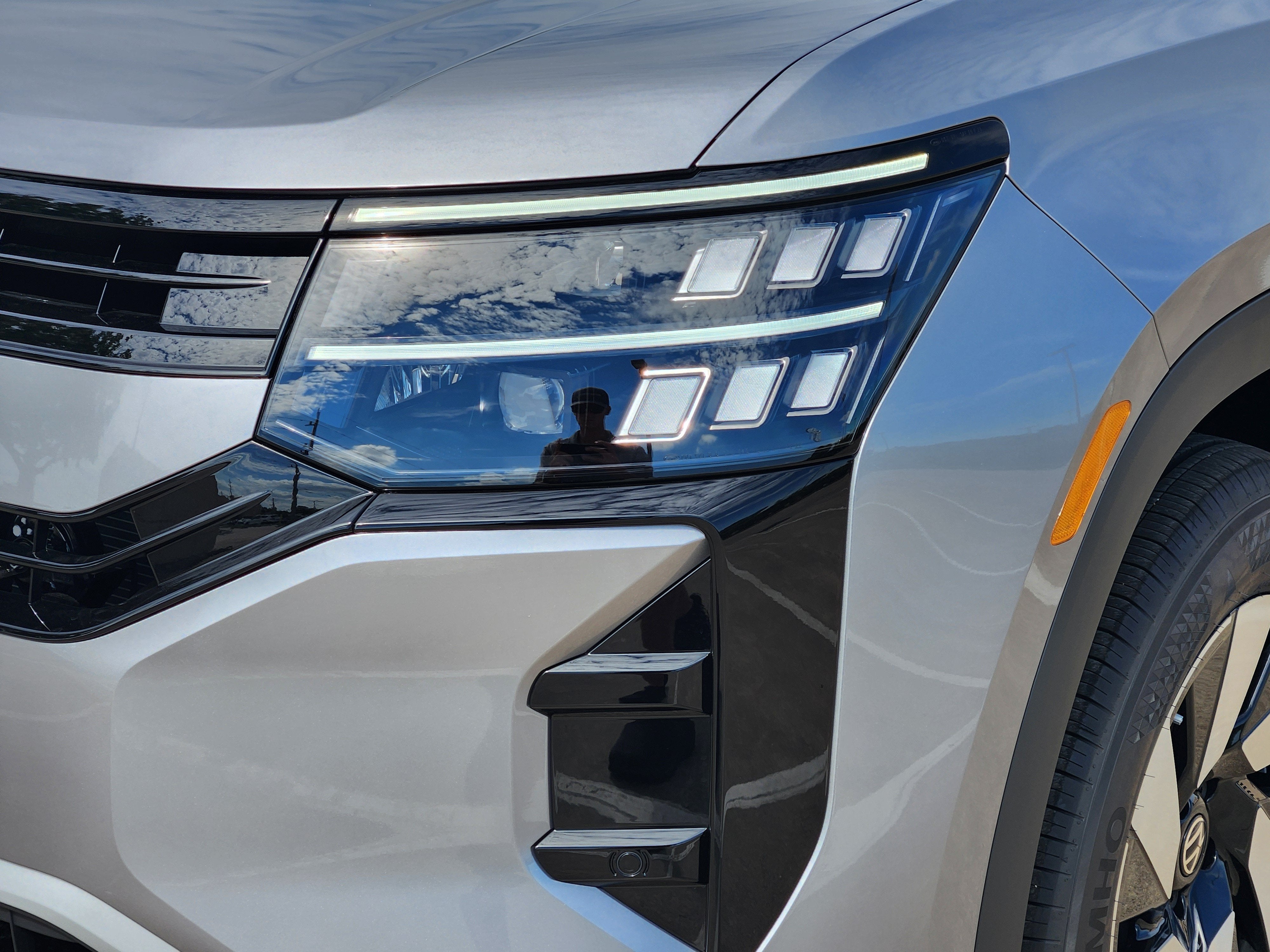 2027 Volkswagen Atlas SE