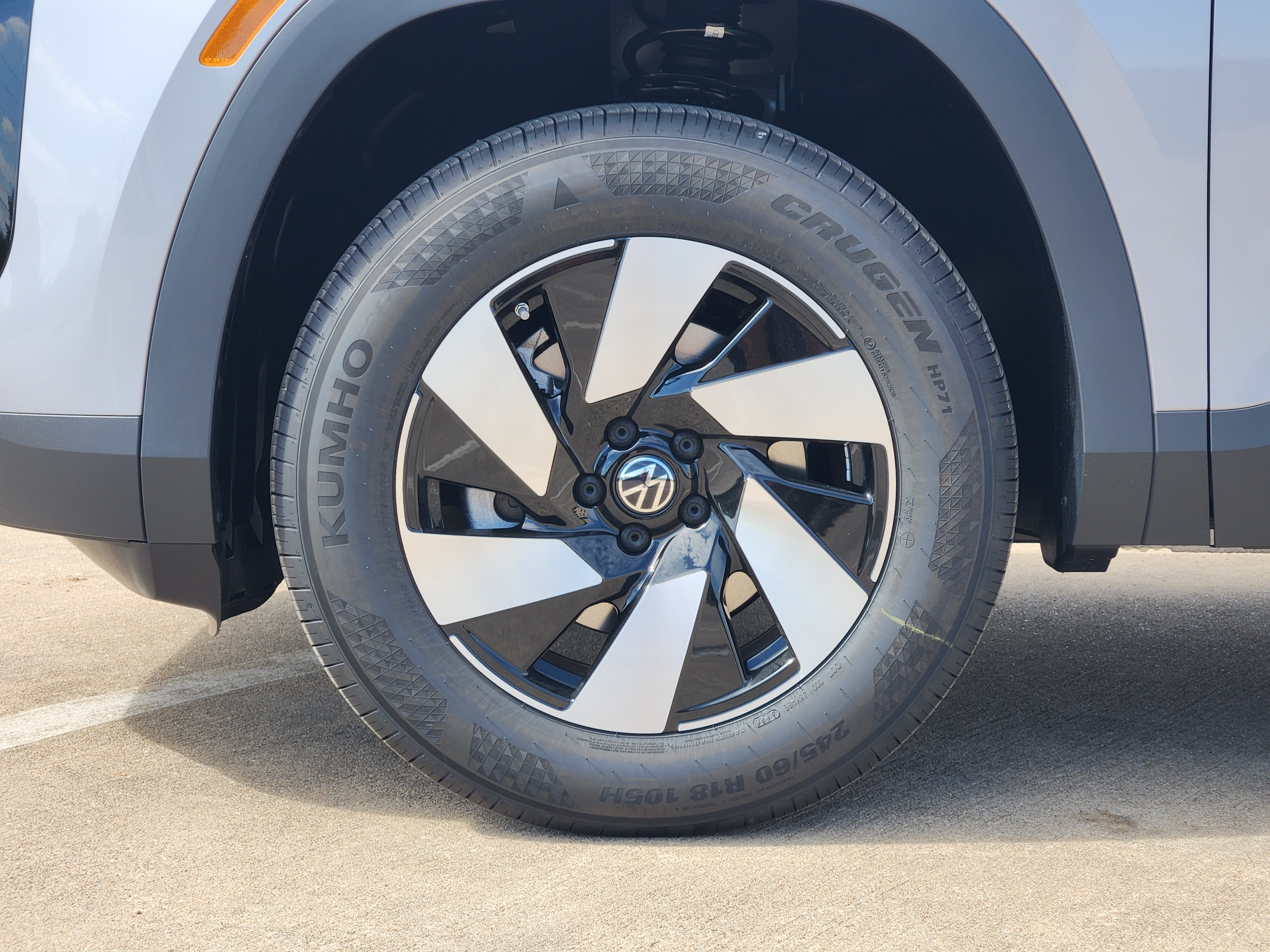2027 Volkswagen Atlas SE