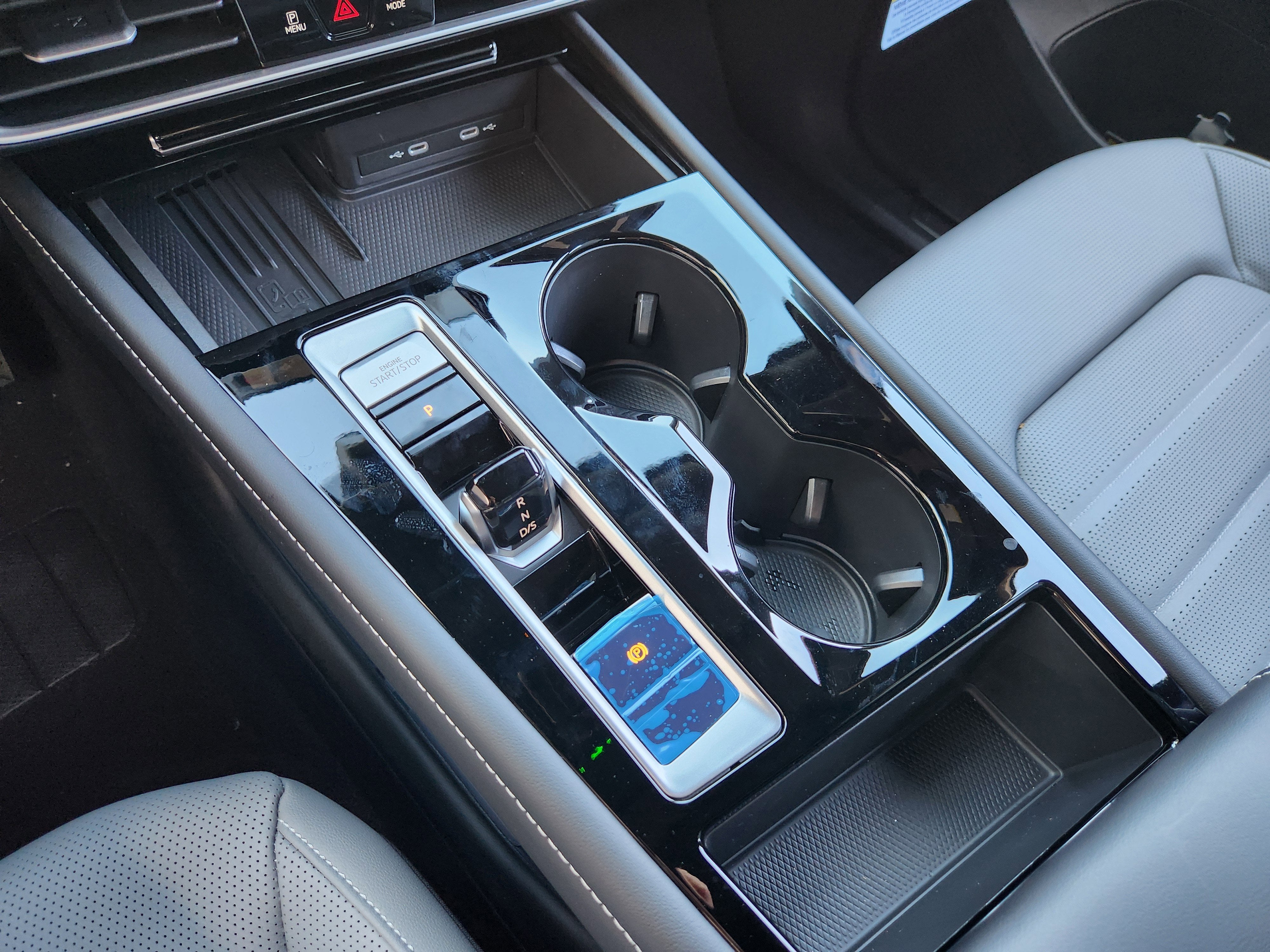 2026 Volkswagen Atlas Cross Sport 2.0T SEL