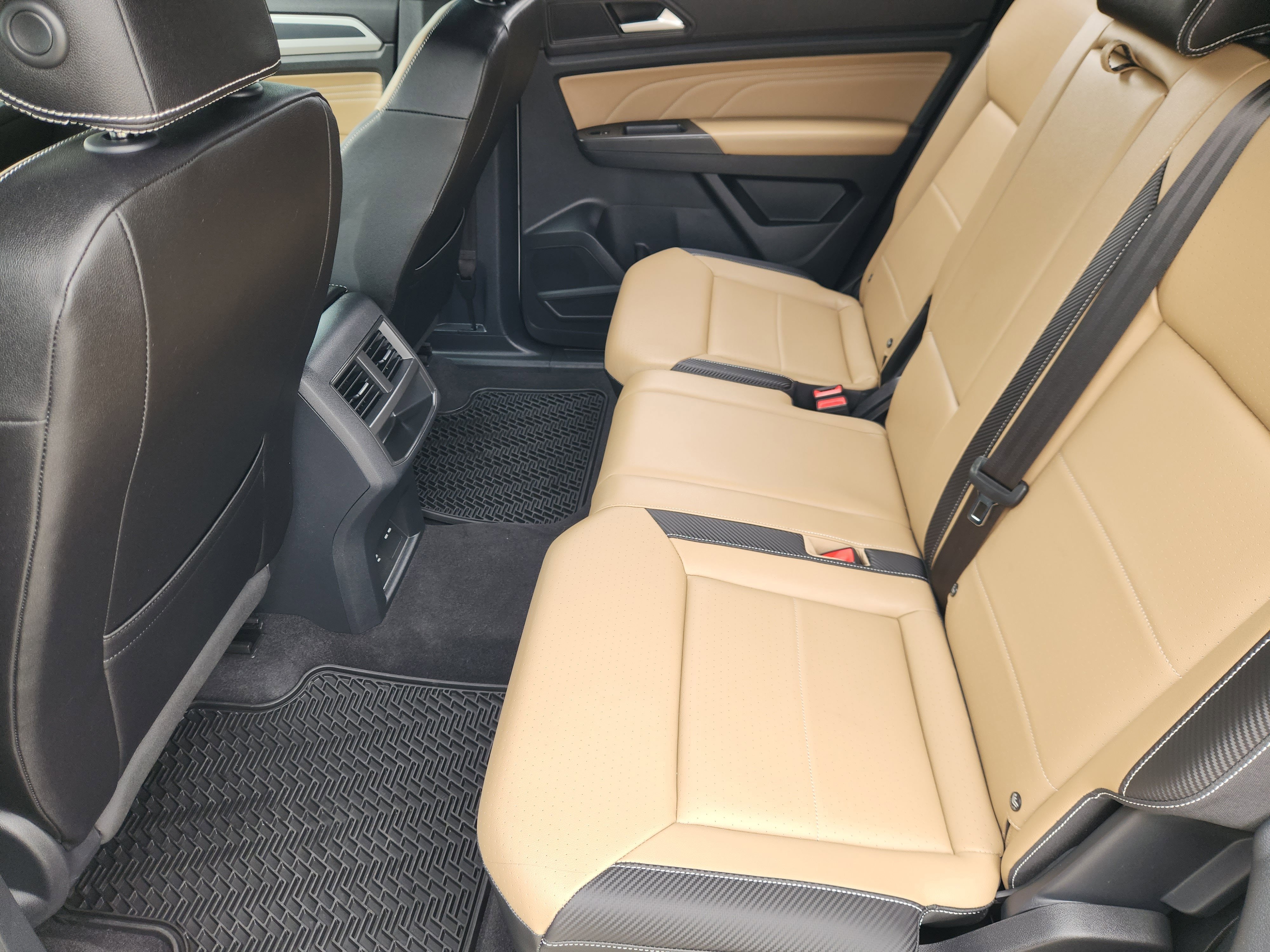 2023 Volkswagen Atlas Cross Sport 2.0T SEL
