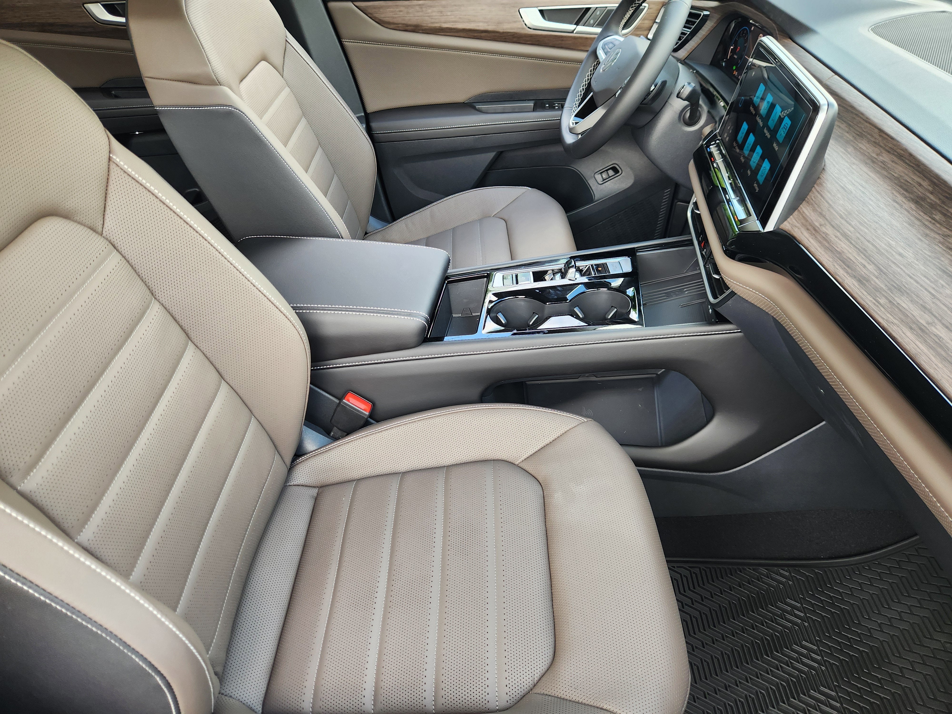 2026 Volkswagen Atlas 2.0T SEL