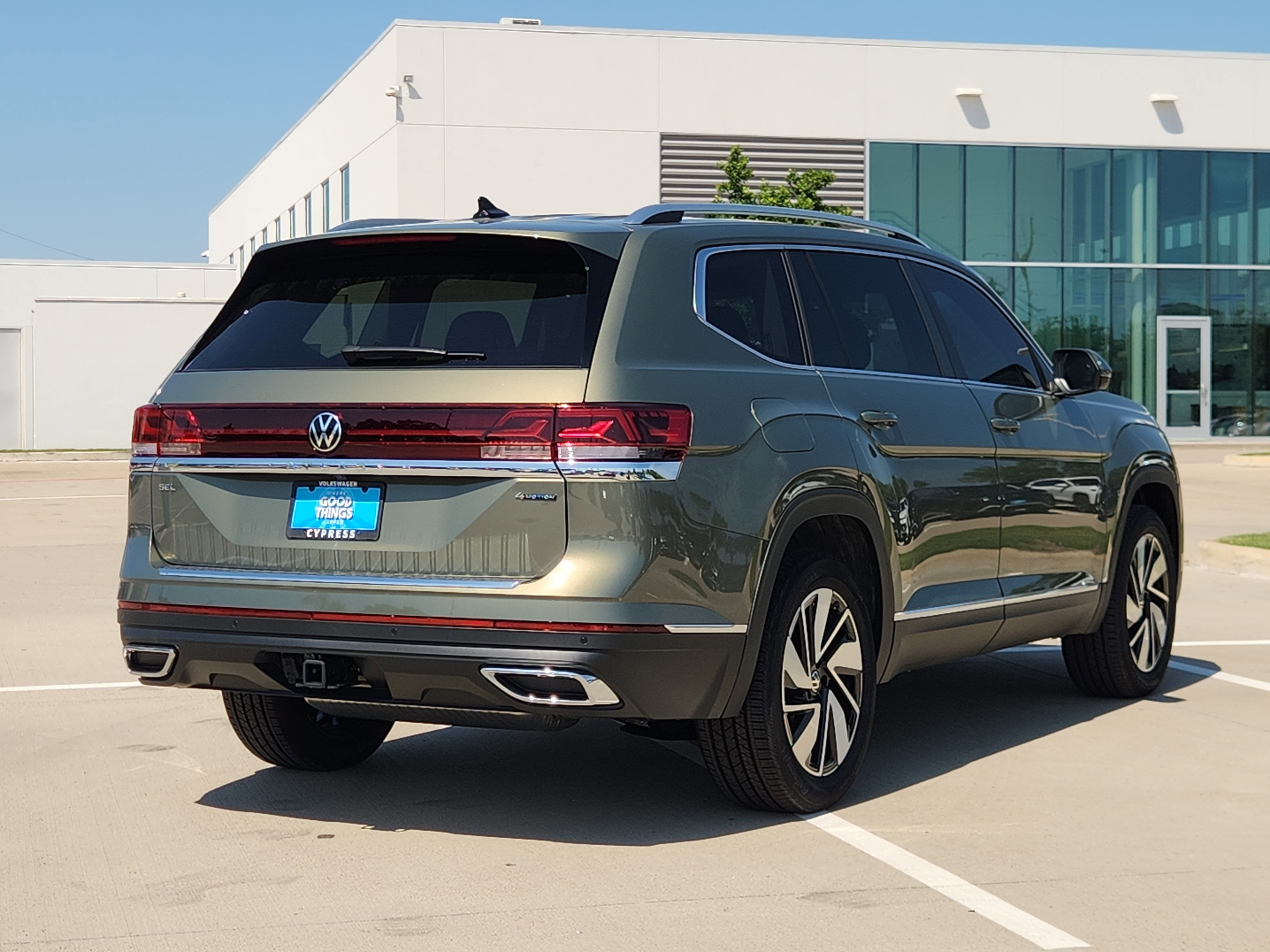 2026 Volkswagen Atlas 2.0T SEL