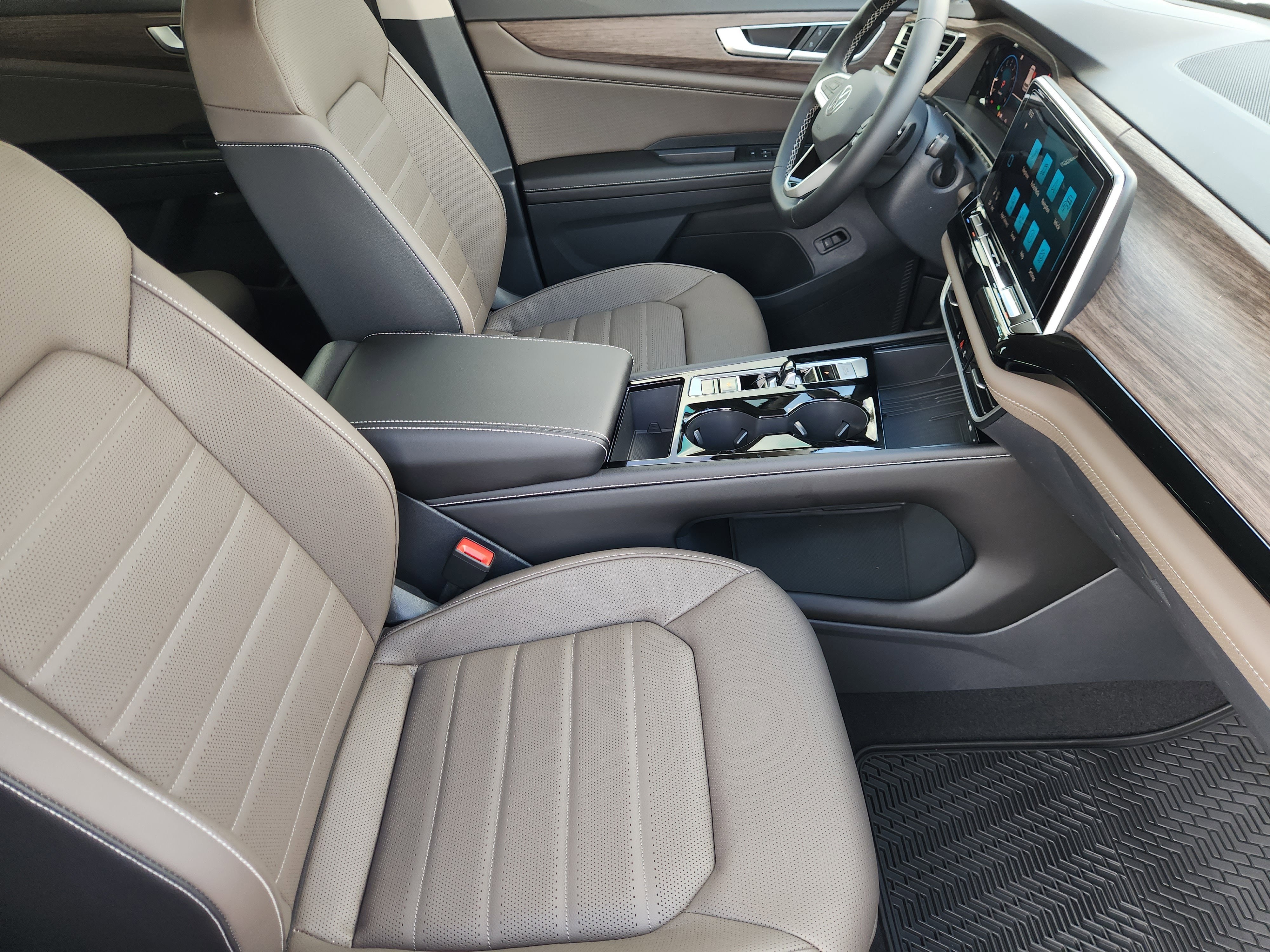 2026 Volkswagen Atlas 2.0T SEL