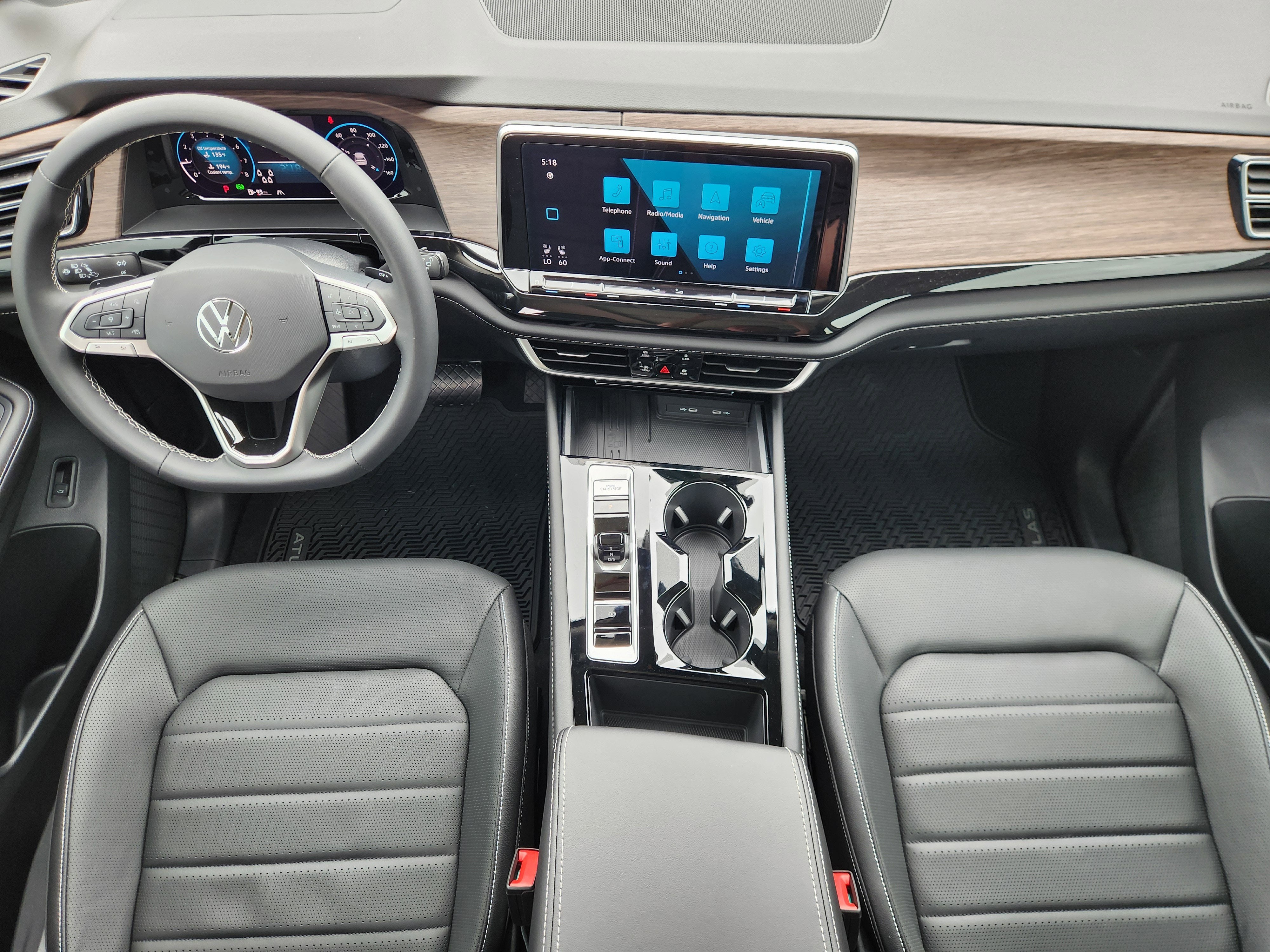 2026 Volkswagen Atlas 2.0T SEL