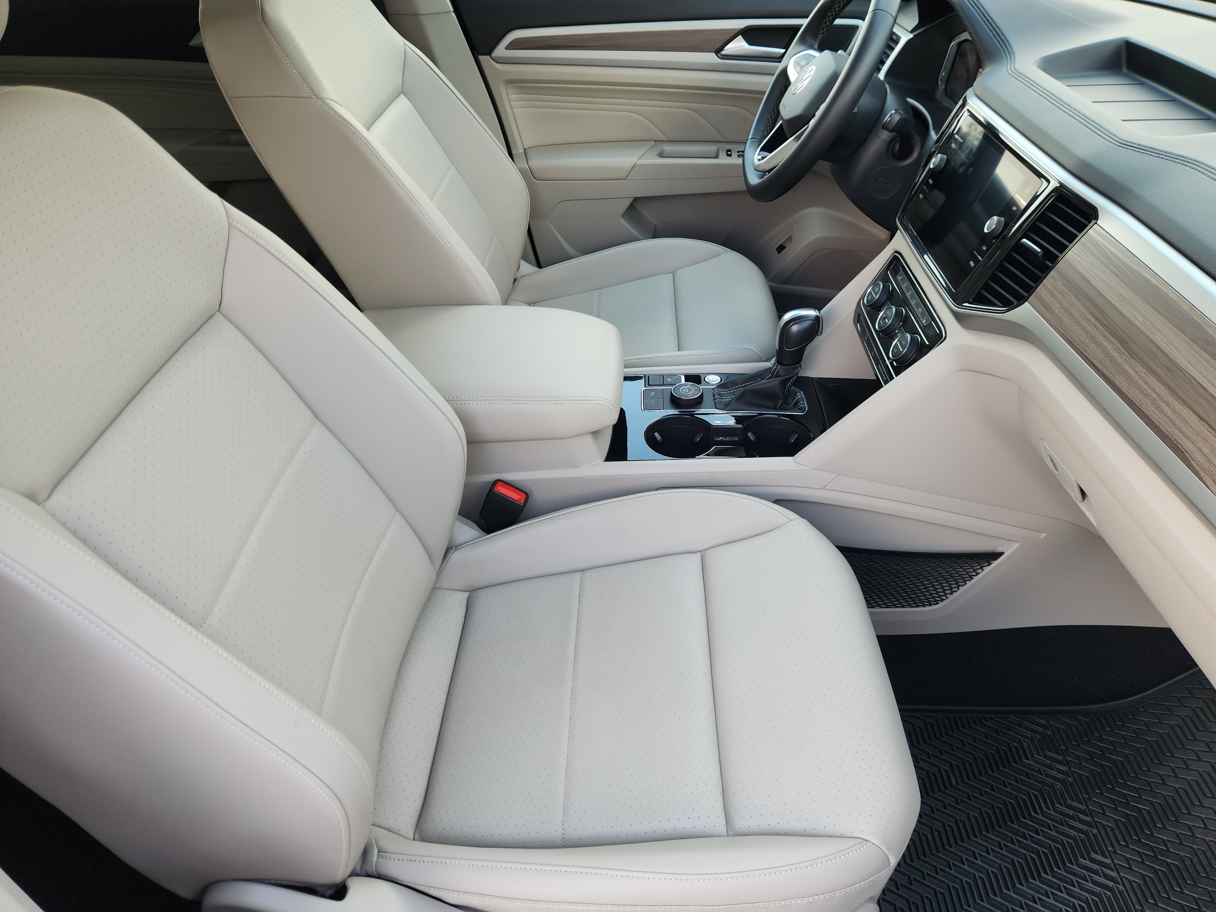 2023 Volkswagen Atlas 3.6L V6 SEL