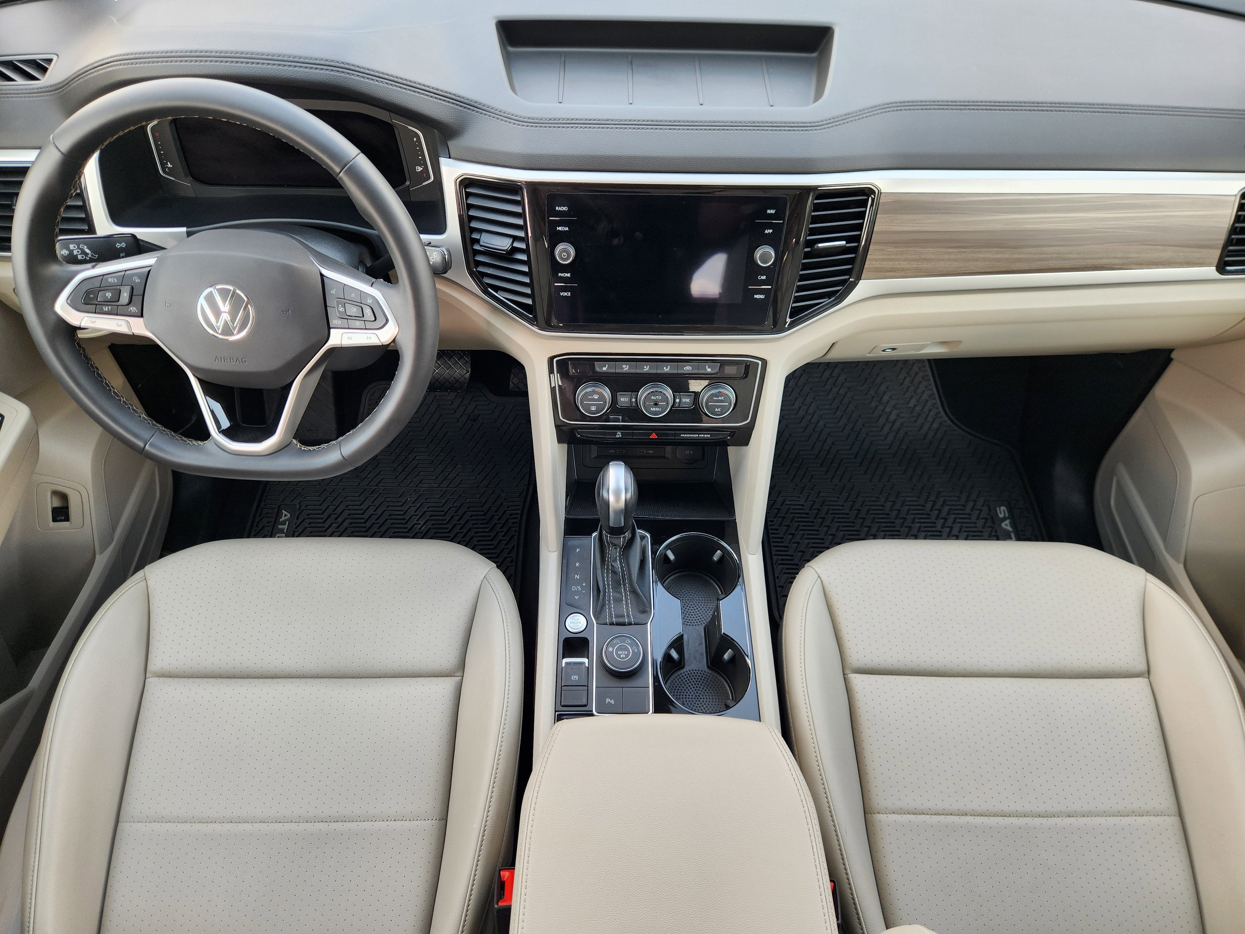 2023 Volkswagen Atlas 3.6L V6 SEL