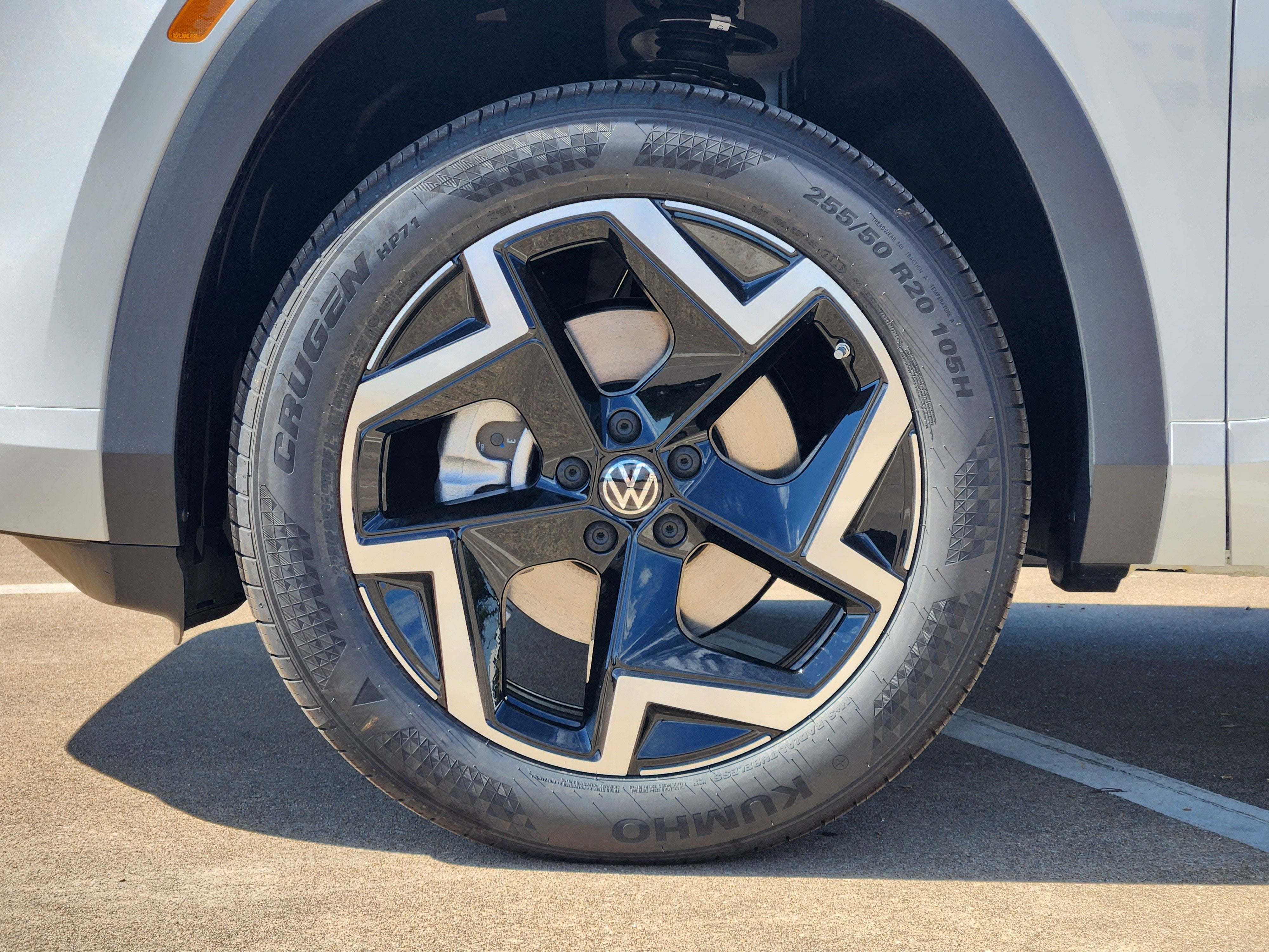 2027 Volkswagen Atlas SEL R-Line