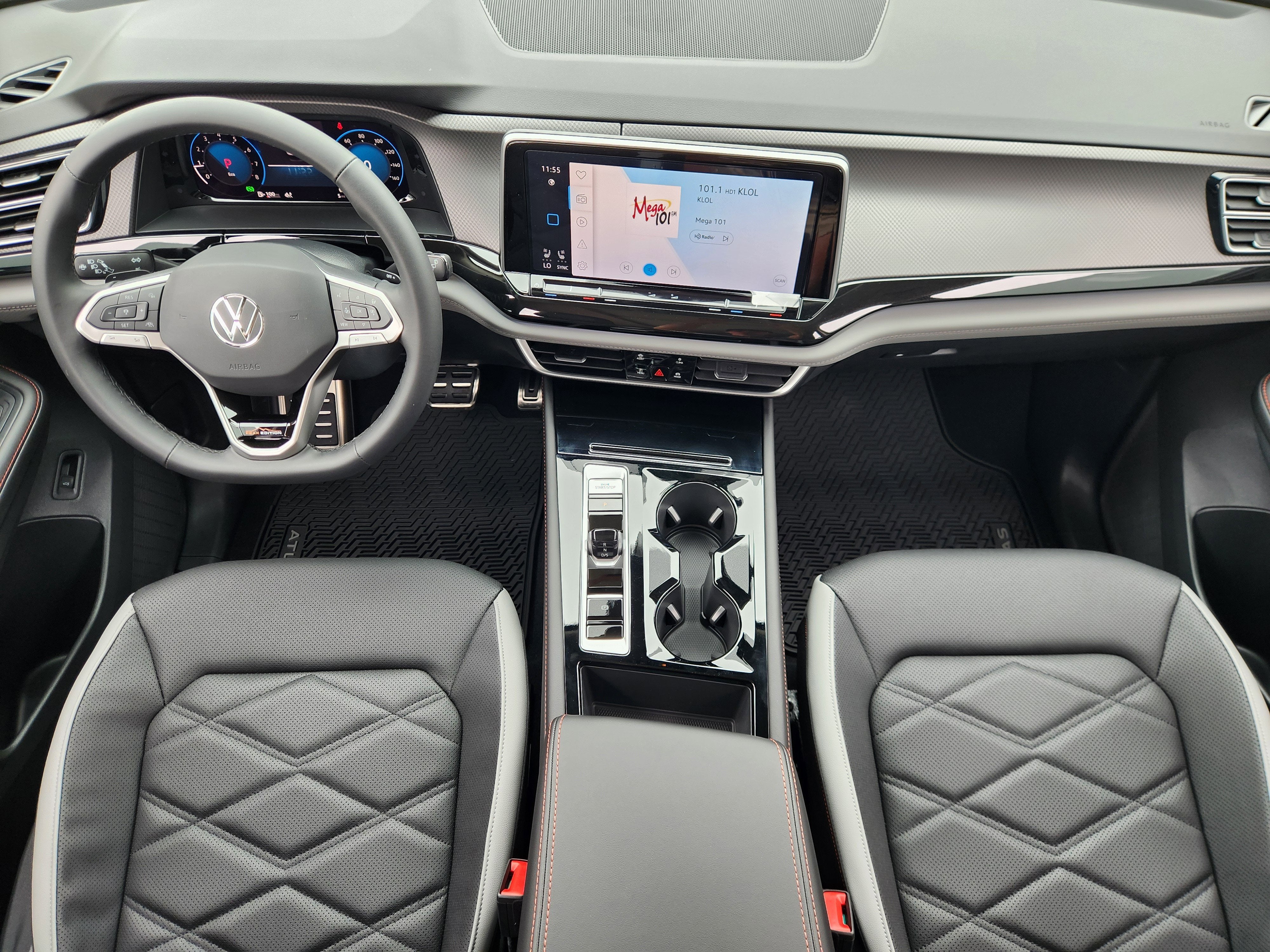 2026 Volkswagen Atlas 2.0T Peak Edition
